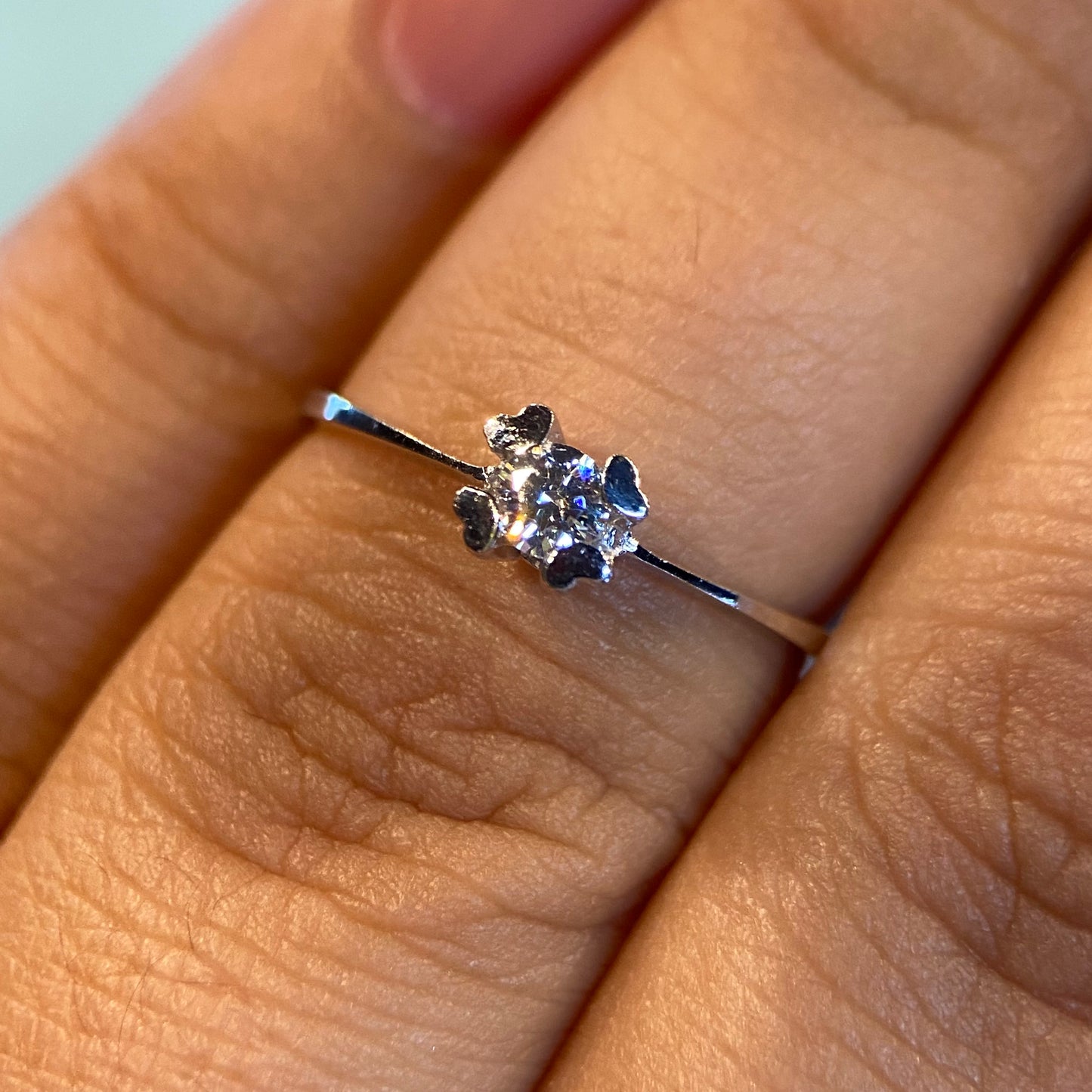 Anillo en oro blanco 14k con circonia blanca Mod: 14931