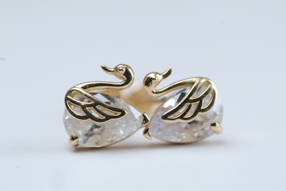 Broqueles Cisne en Oro Amarillo 10k con Circonia Cod. 14968