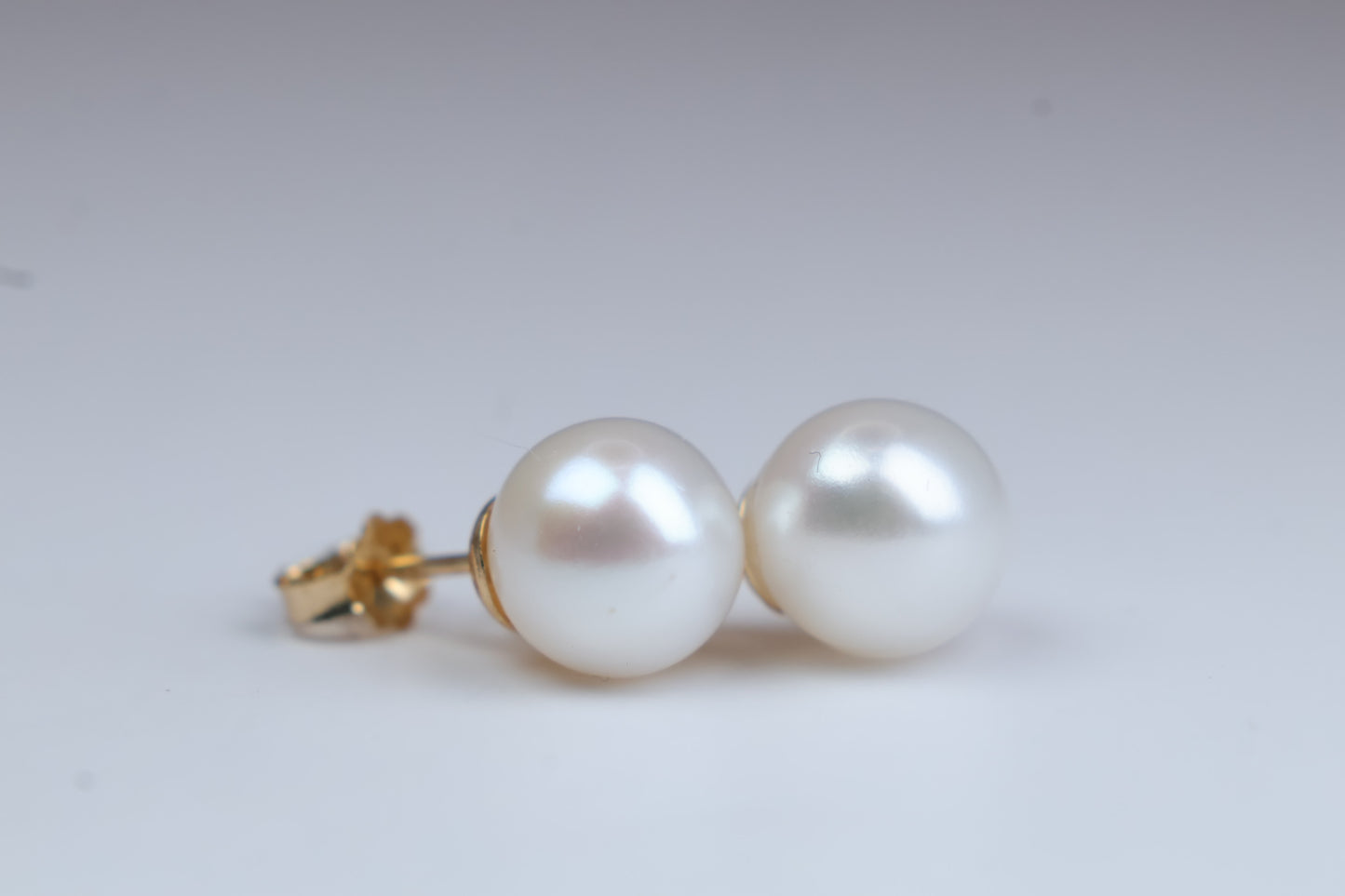 Broqueles Perla en oro Amarillo 10k Cod.BO76 7mm