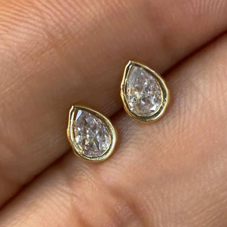 Broqueles Gota Bisel en Oro Amarillo 10k Circonia Blanca Cod.BRO217