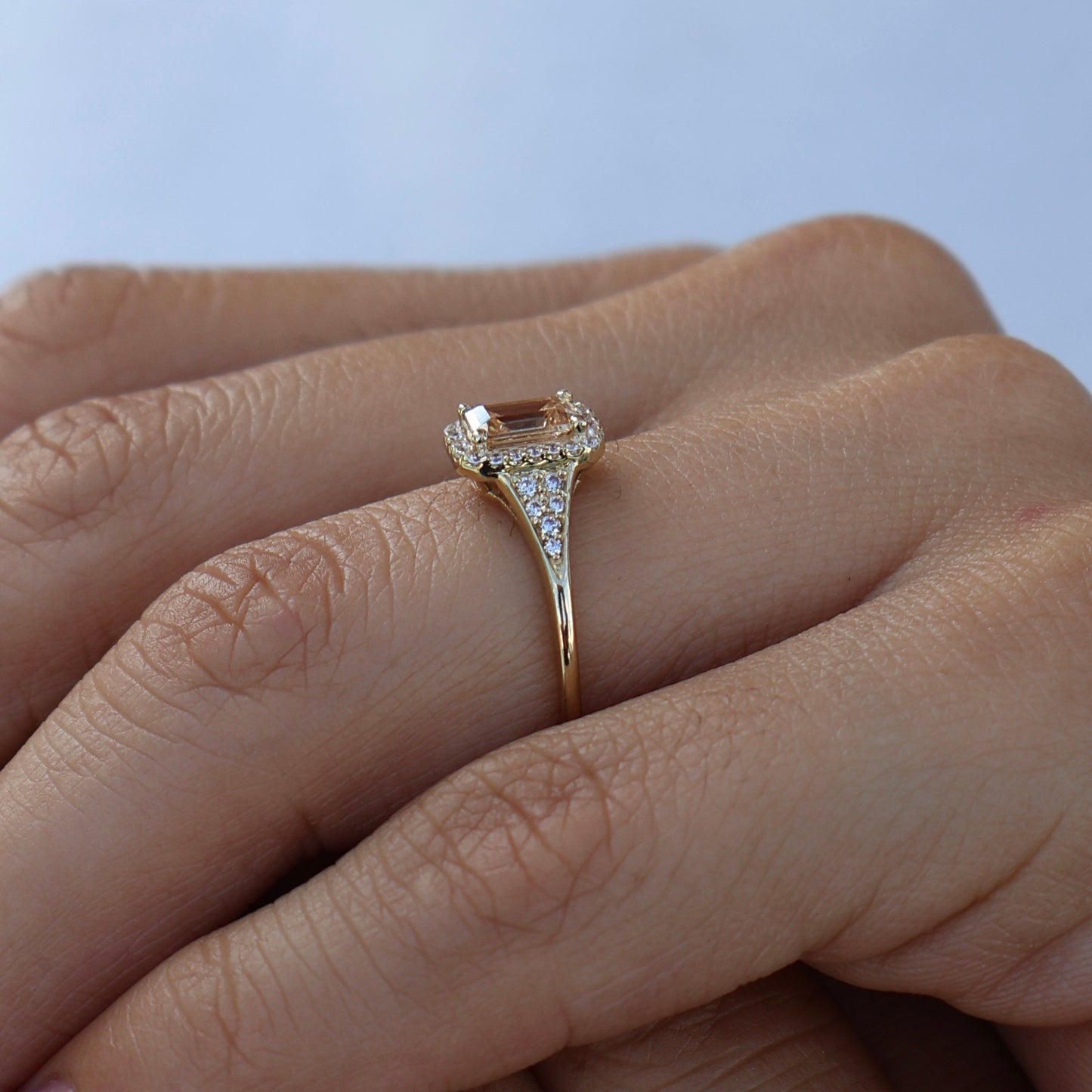 Anillo en Oro Amarillo 14k con Circonia Mod.16004