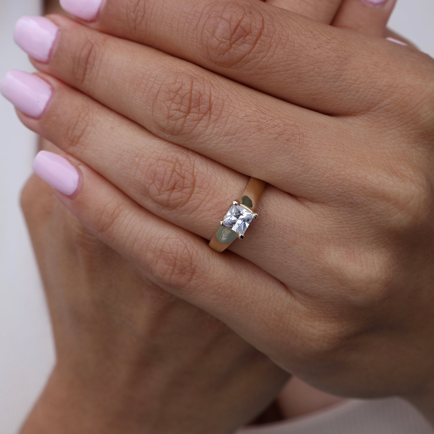 Anillo en Oro Amarillo 14k con Circonia Mod. 15153