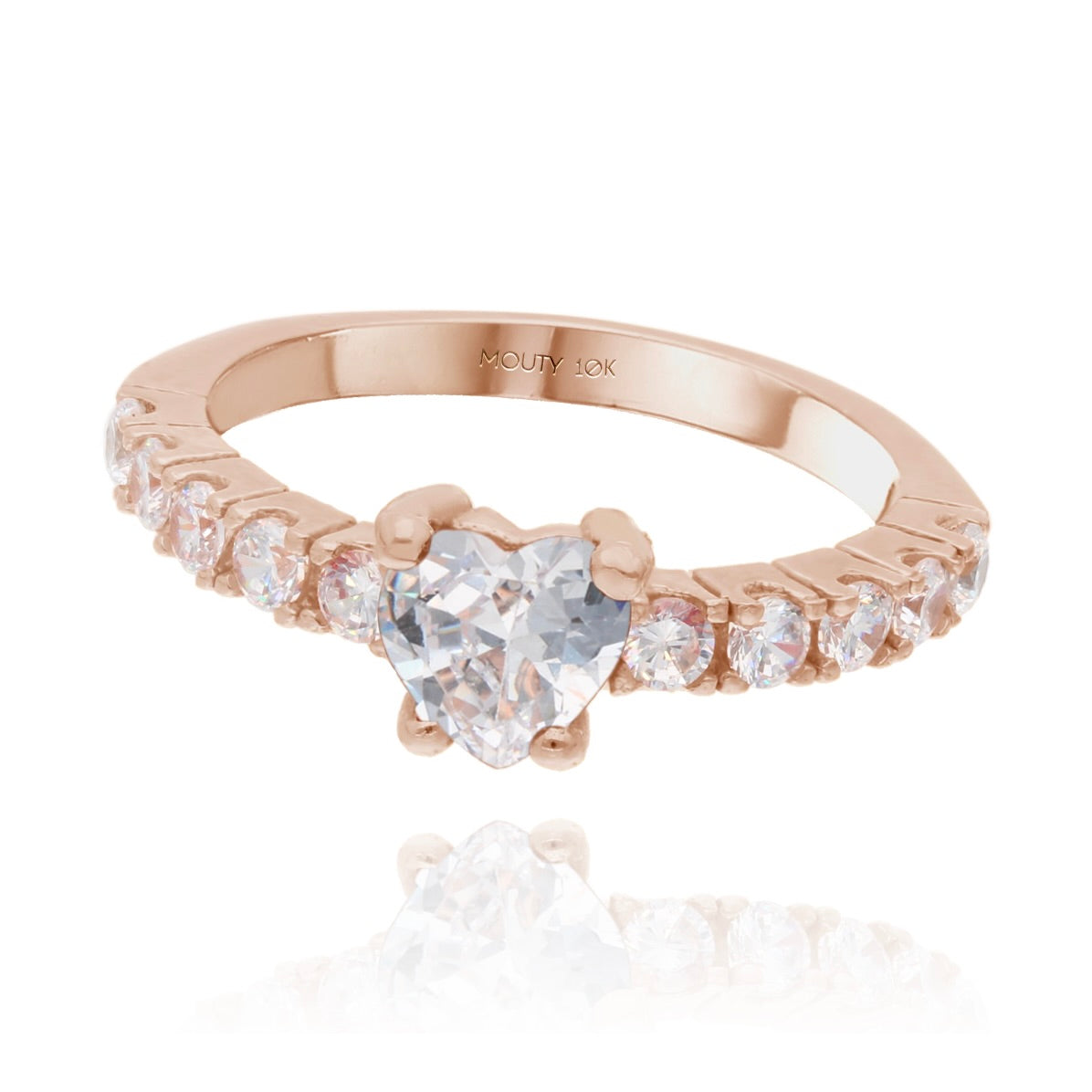 Anillo Amour en Oro .50 ct