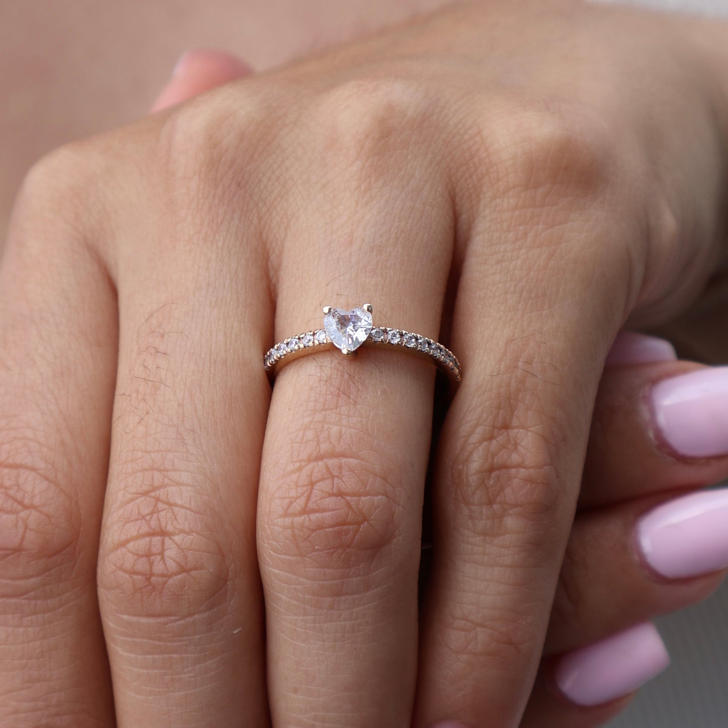 Anillo Amoret en oro amarillo 10k