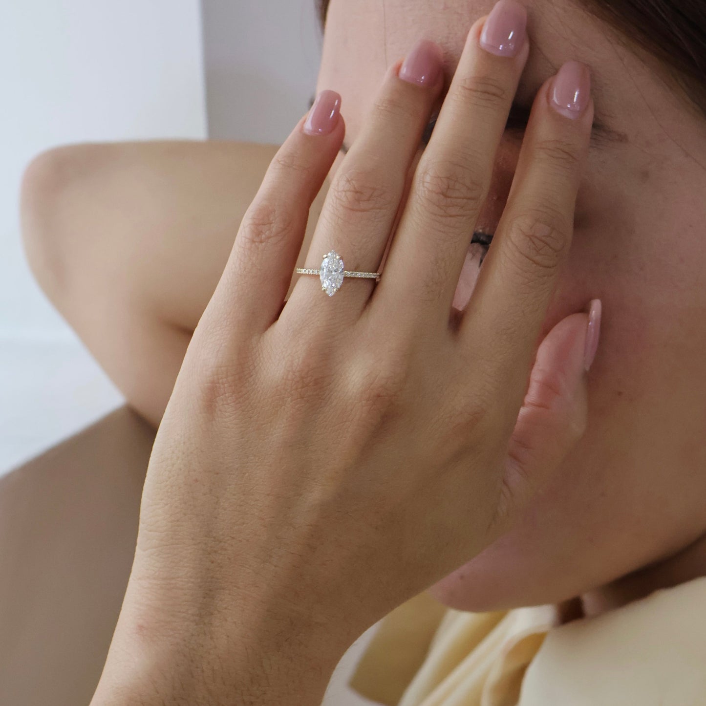 Anillo Regina en oro 1.00 ct