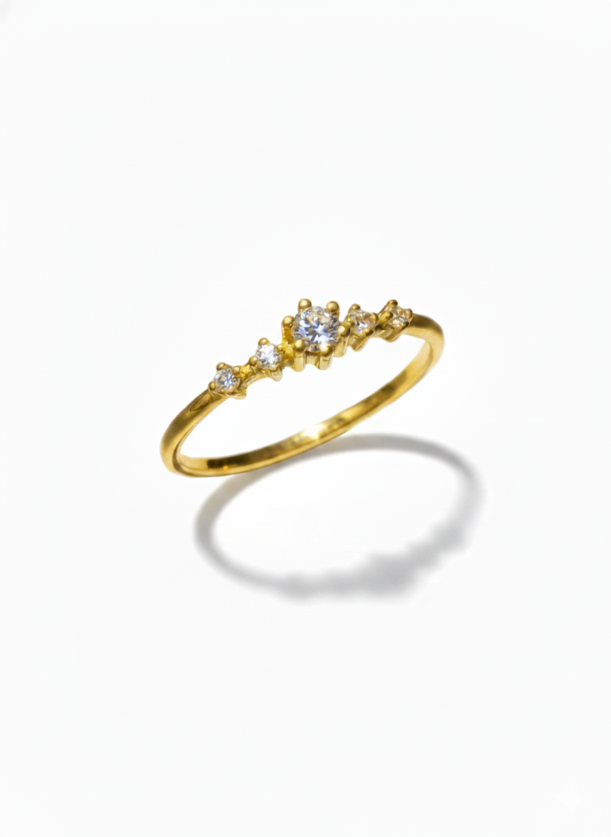 Anillo Ariana en Oro amarillo de 10k con Circonias