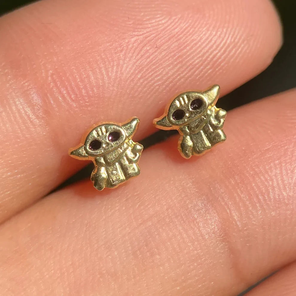 Broqueles Bebe Yoda en Oro Amarillo 10k Cod.BRO156