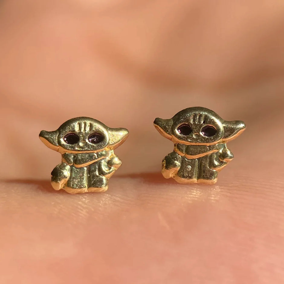 Broqueles Bebe Yoda en Oro Amarillo 10k Cod.BRO156