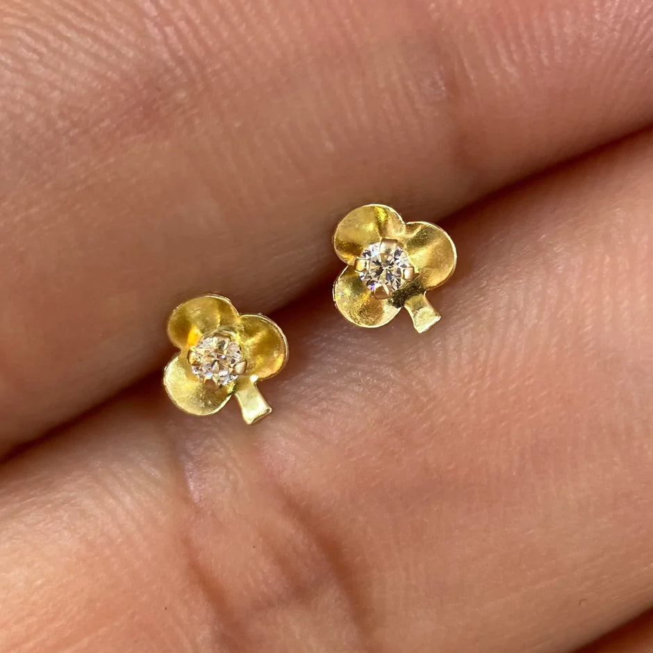 Broqueles Trebol en Oro Amarillo 10k con circonia Cod. BRO194