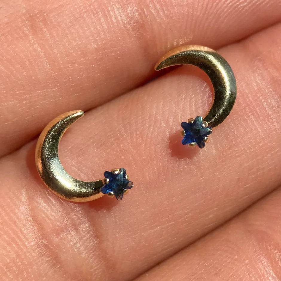 Broqueles Luna con Estrella Oro Amarillo 10k con Circonia Azul Cod. BRO238 8.5mm