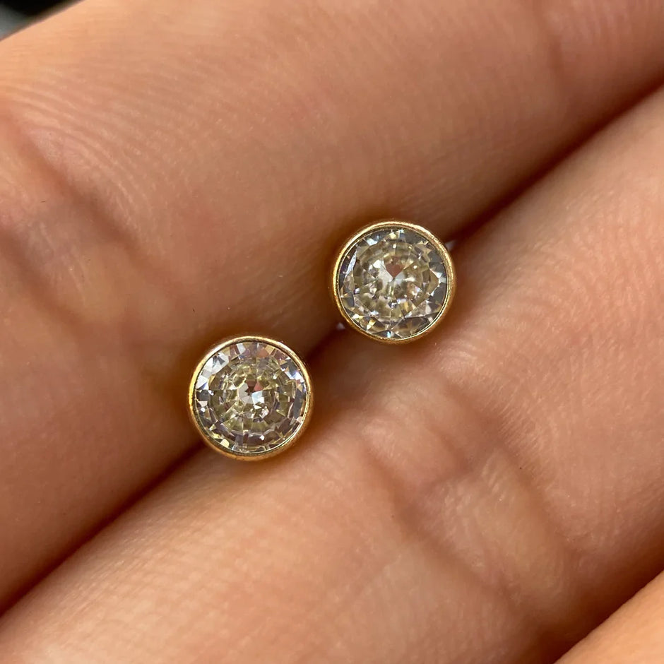 Broqueles Recto con Bisel Oro Amarillo 10k Cod.BROML003 4mm