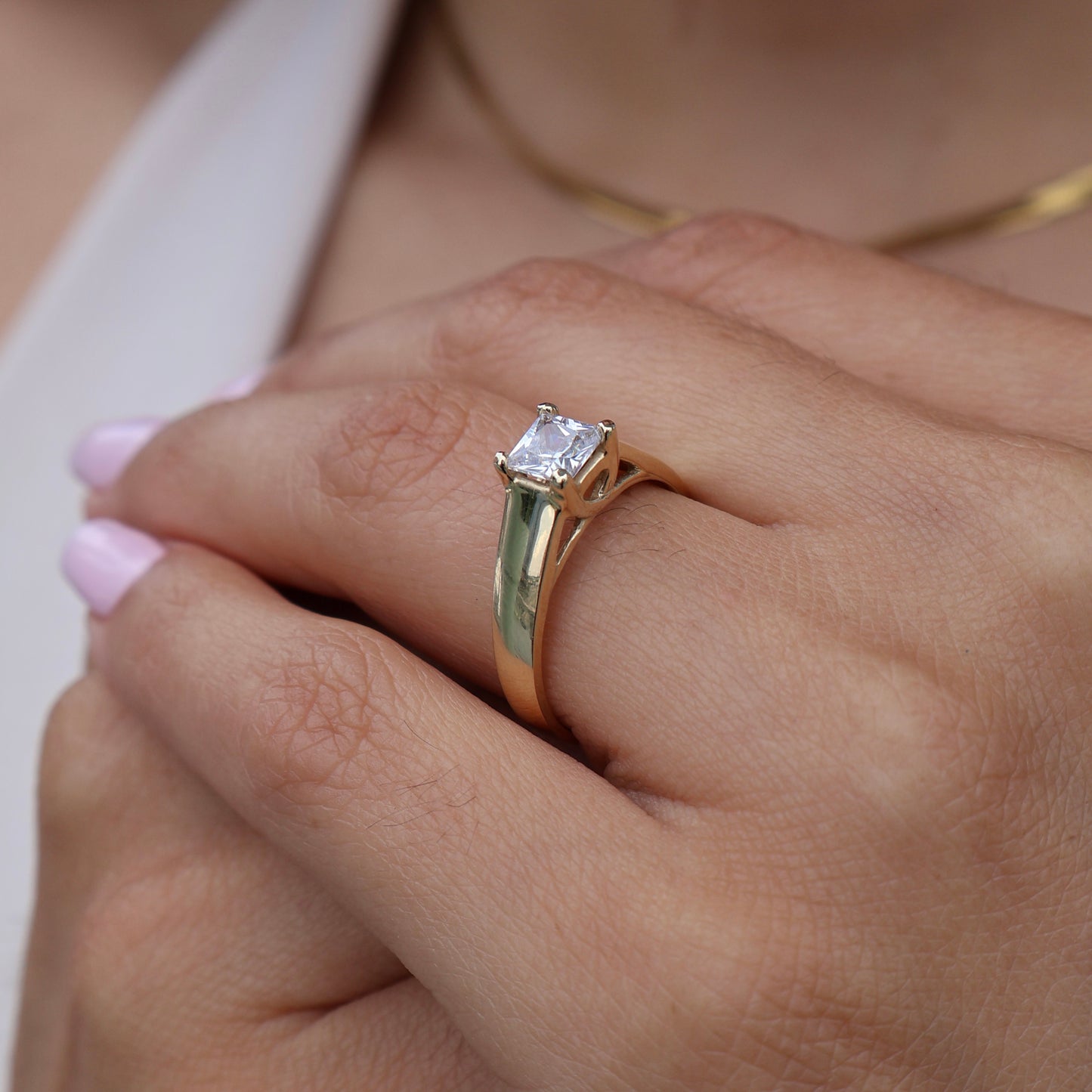 Anillo en Oro Amarillo 14k con Circonia Mod. 15153