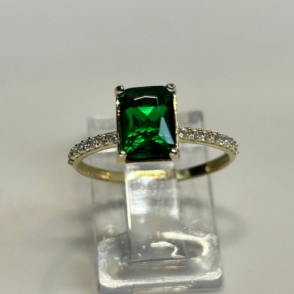 Anillo de compromiso en oro