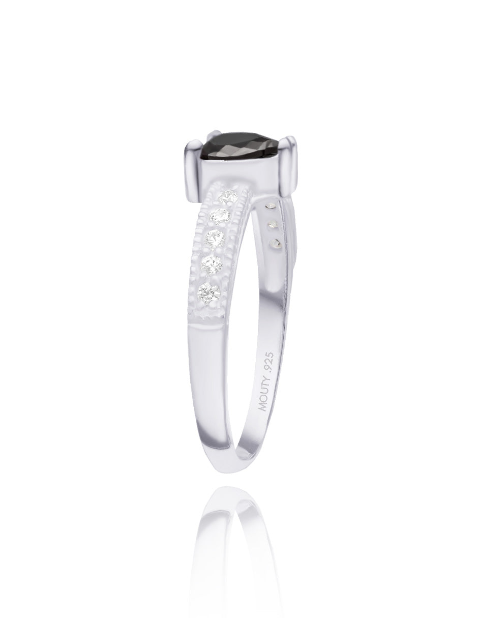Anillo Fanny en plata con circonia negra