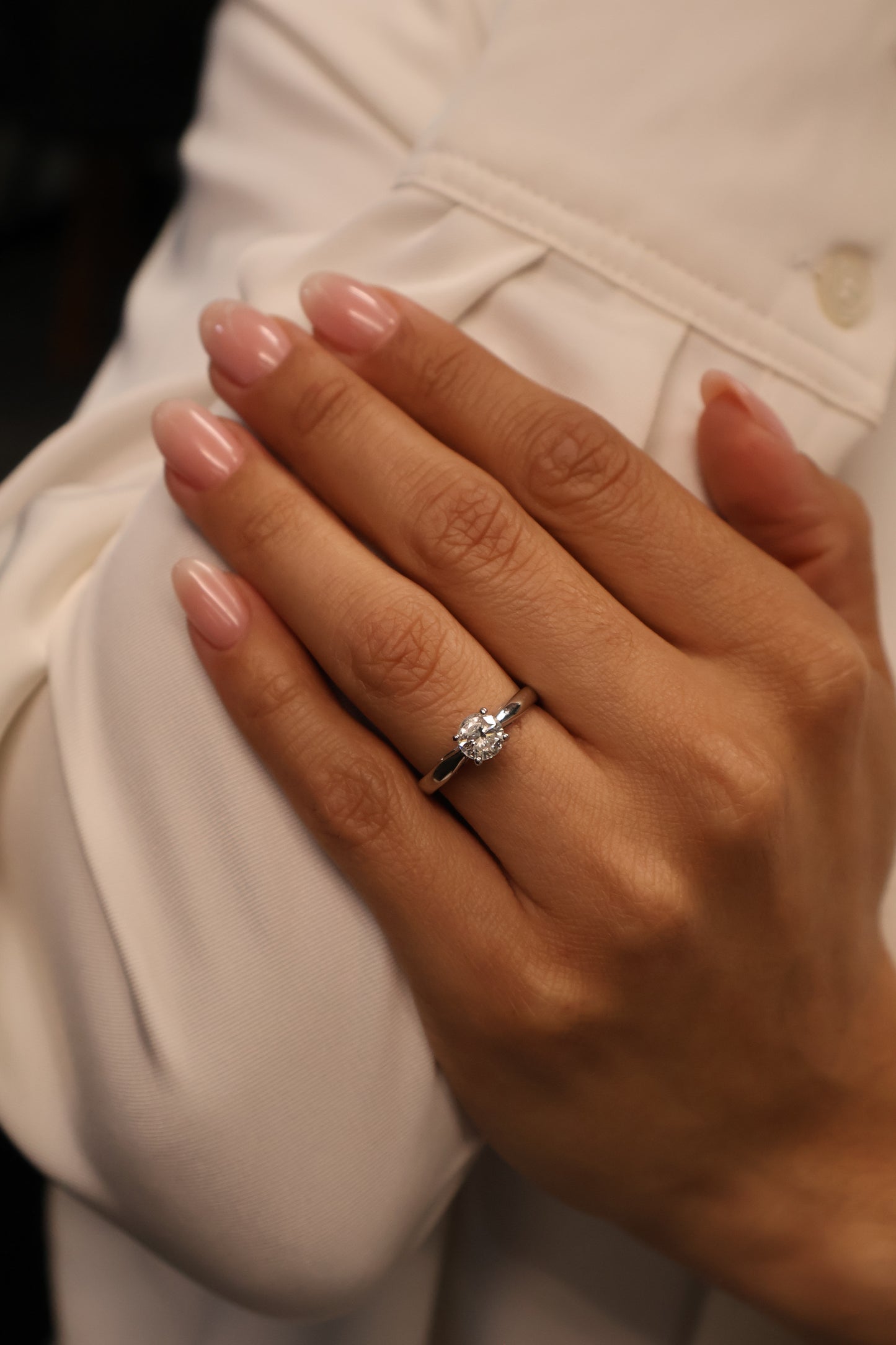 Anillo OF1637 en oro blanco 14k con diamante natural .80cts