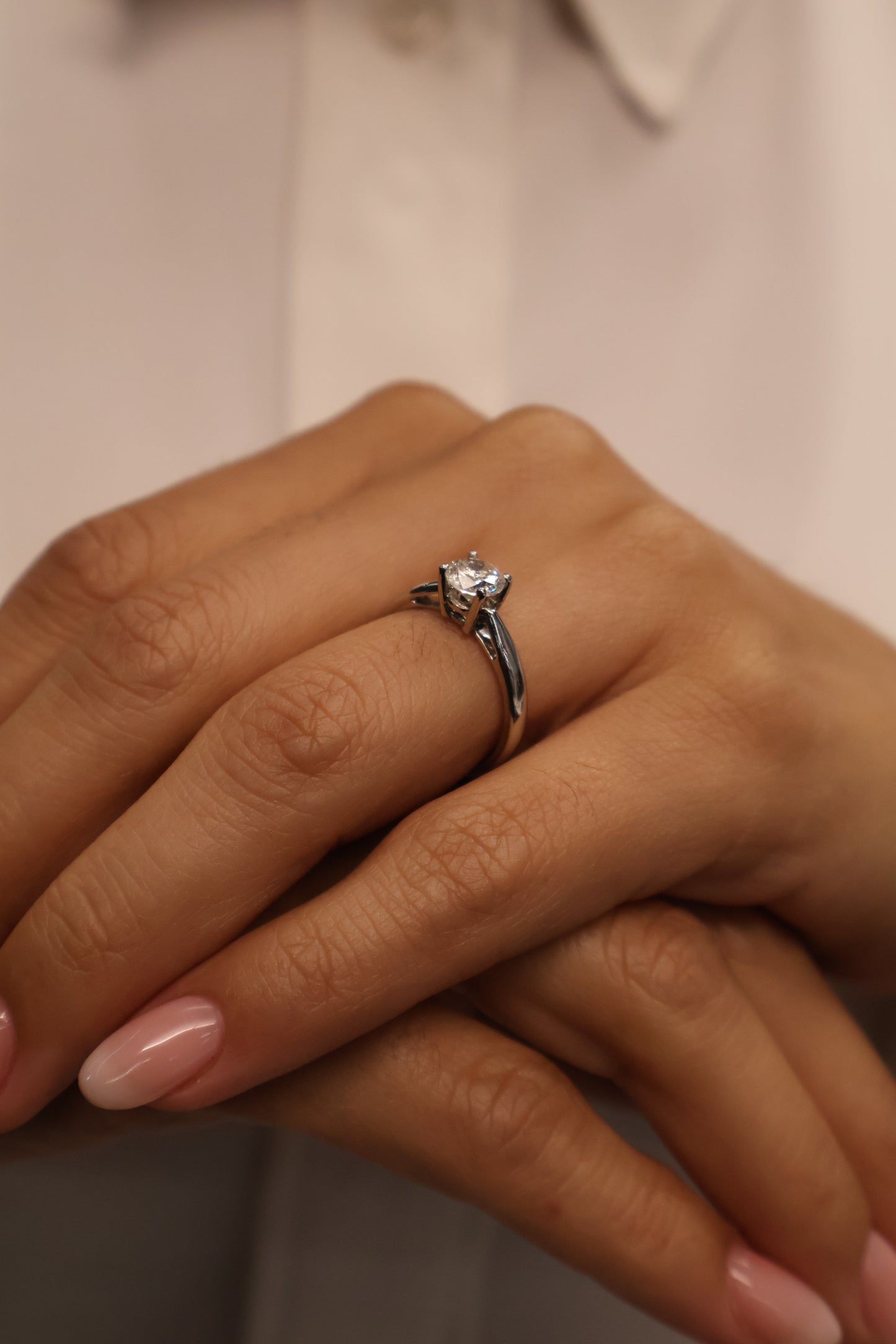 Anillo OF1637 en oro blanco 14k con diamante natural .80cts