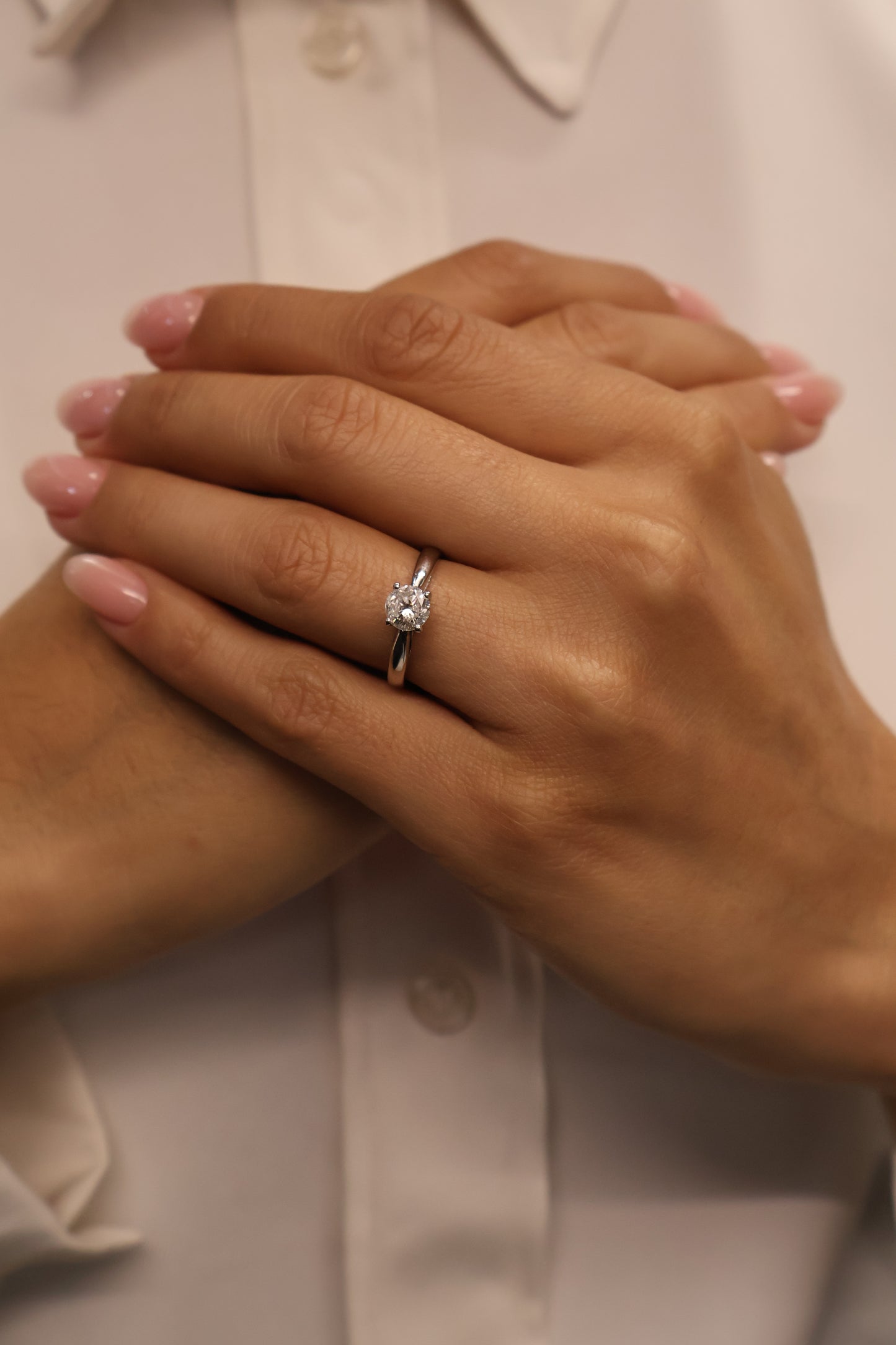 Anillo OF1637 en oro blanco 14k con diamante natural .80cts