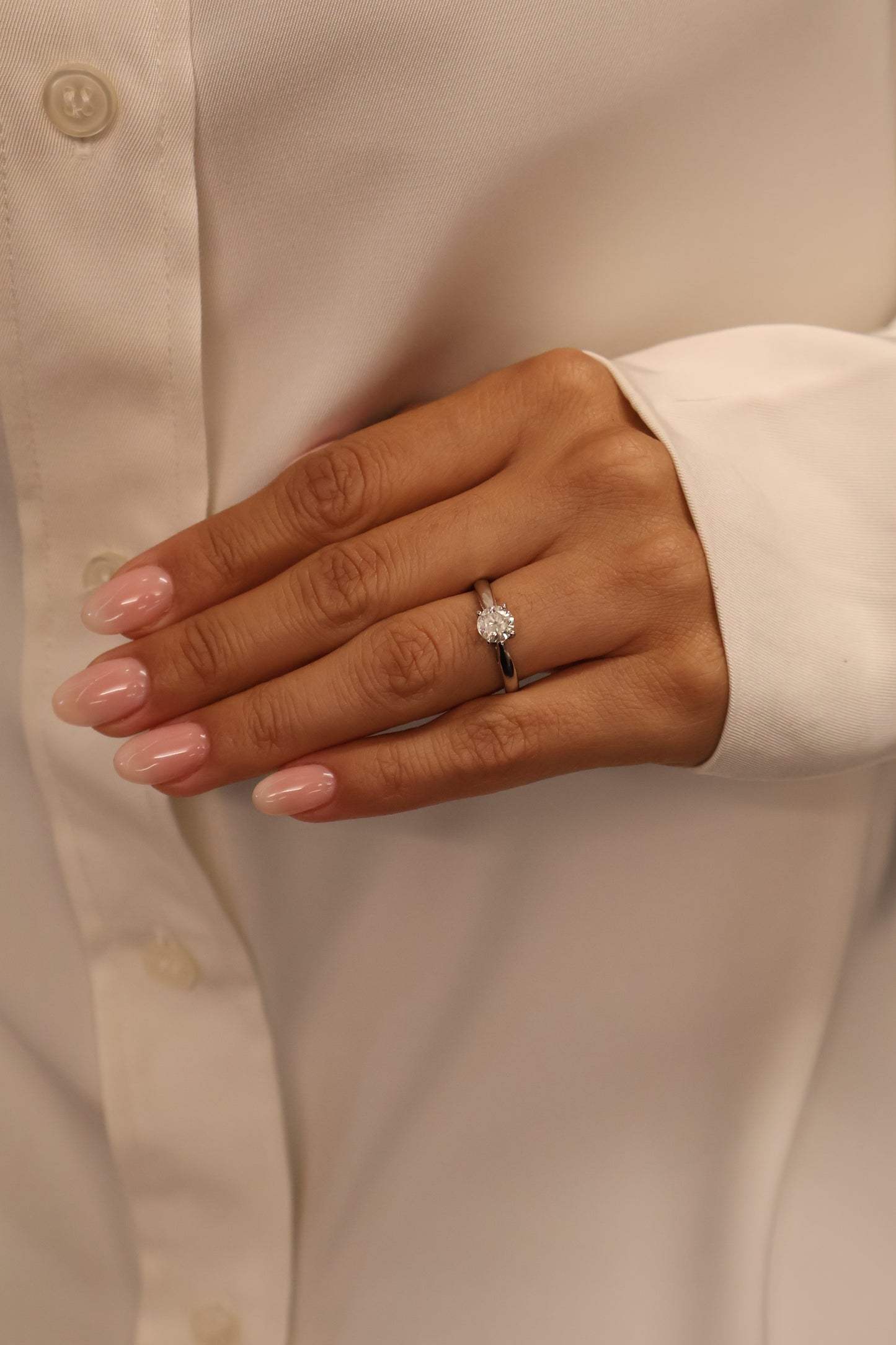 Anillo OF1637 en oro blanco 14k con diamante natural .80cts