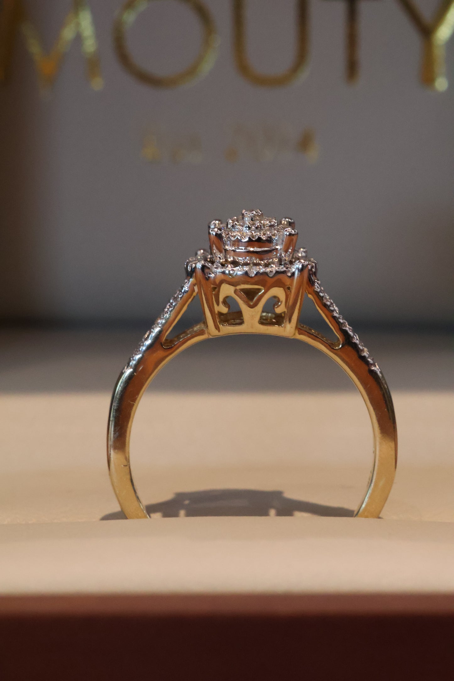 Anillo OF1773 en oro amarillo 14k con diamante natural .18cts