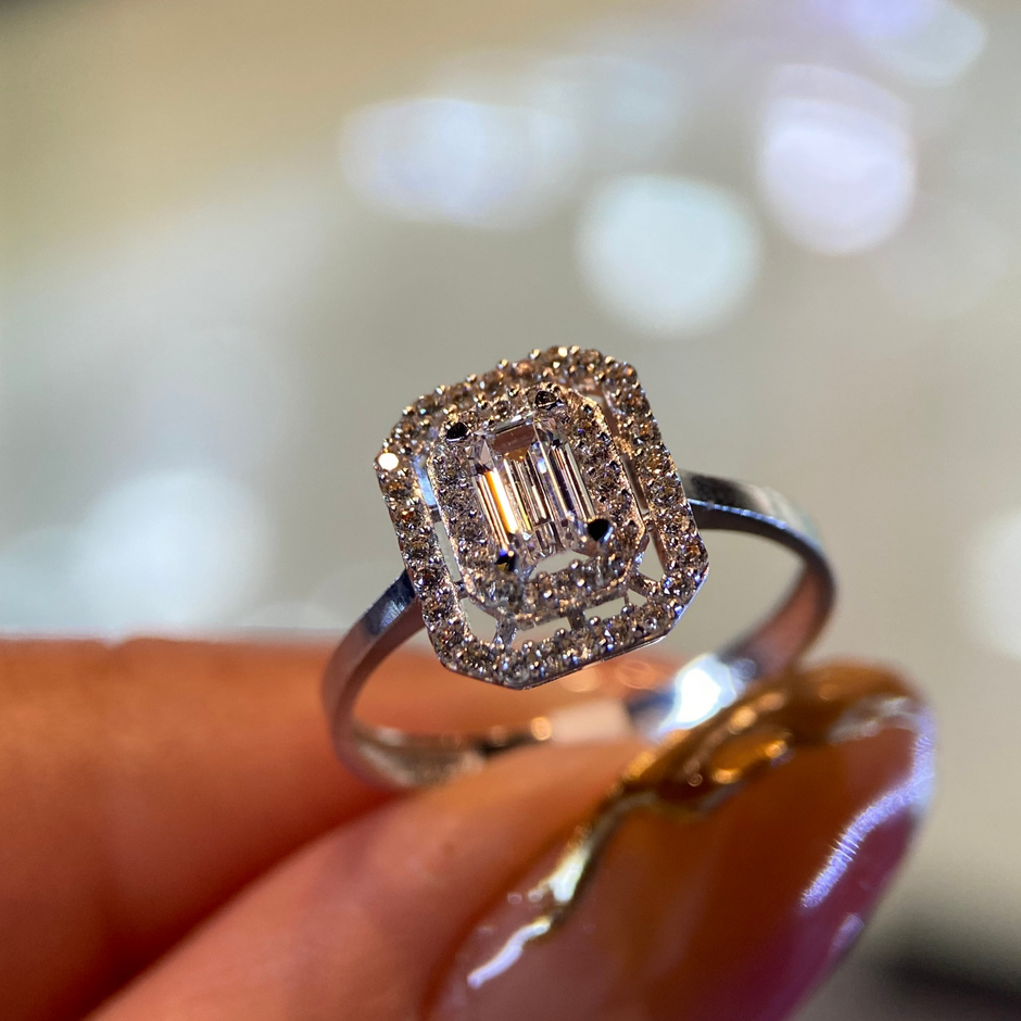 Anillo de compromiso en oro