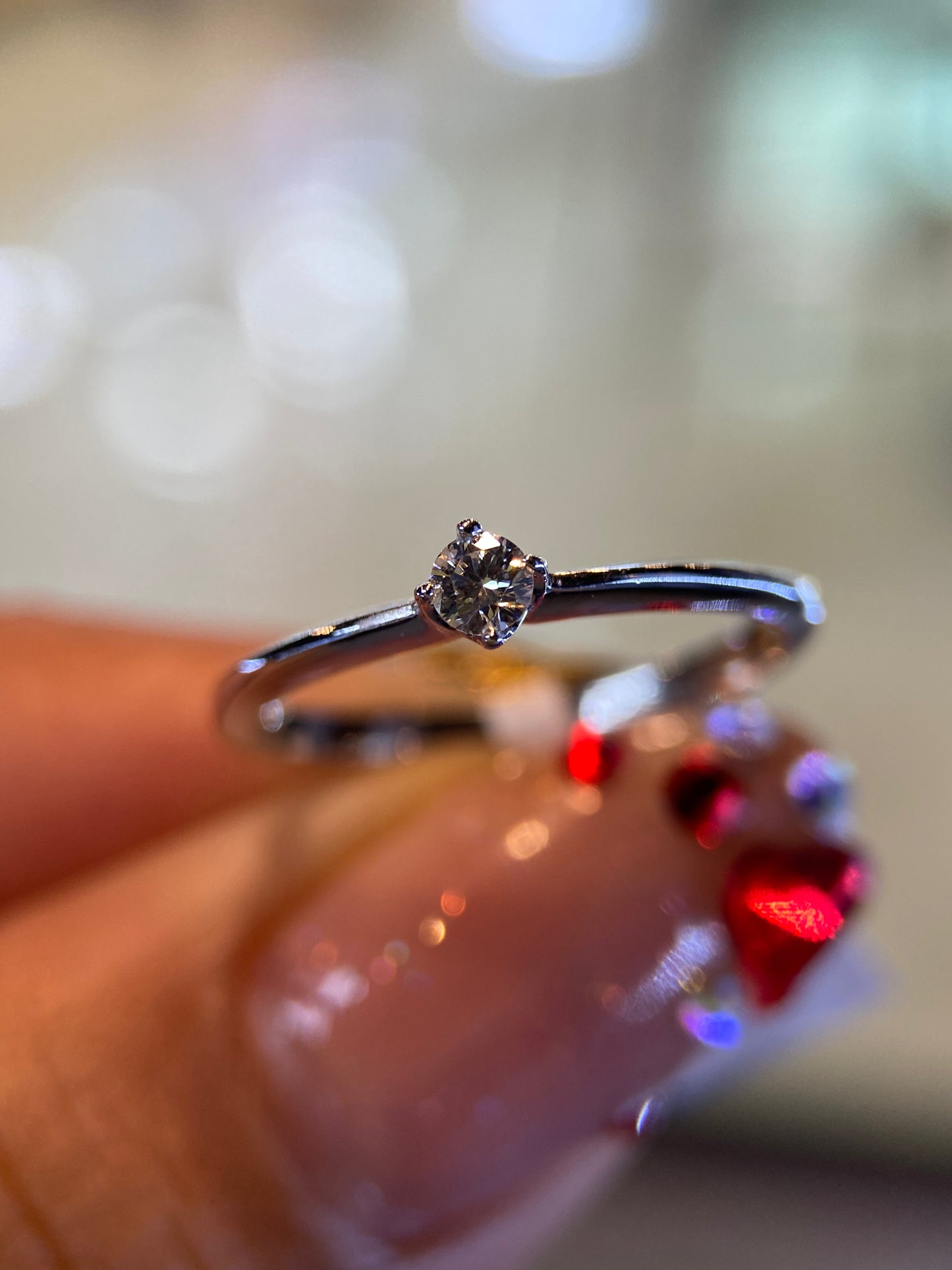 Anillo en Oro Blanco de 14k con Diamante Natural .10cts Mod: OF1739