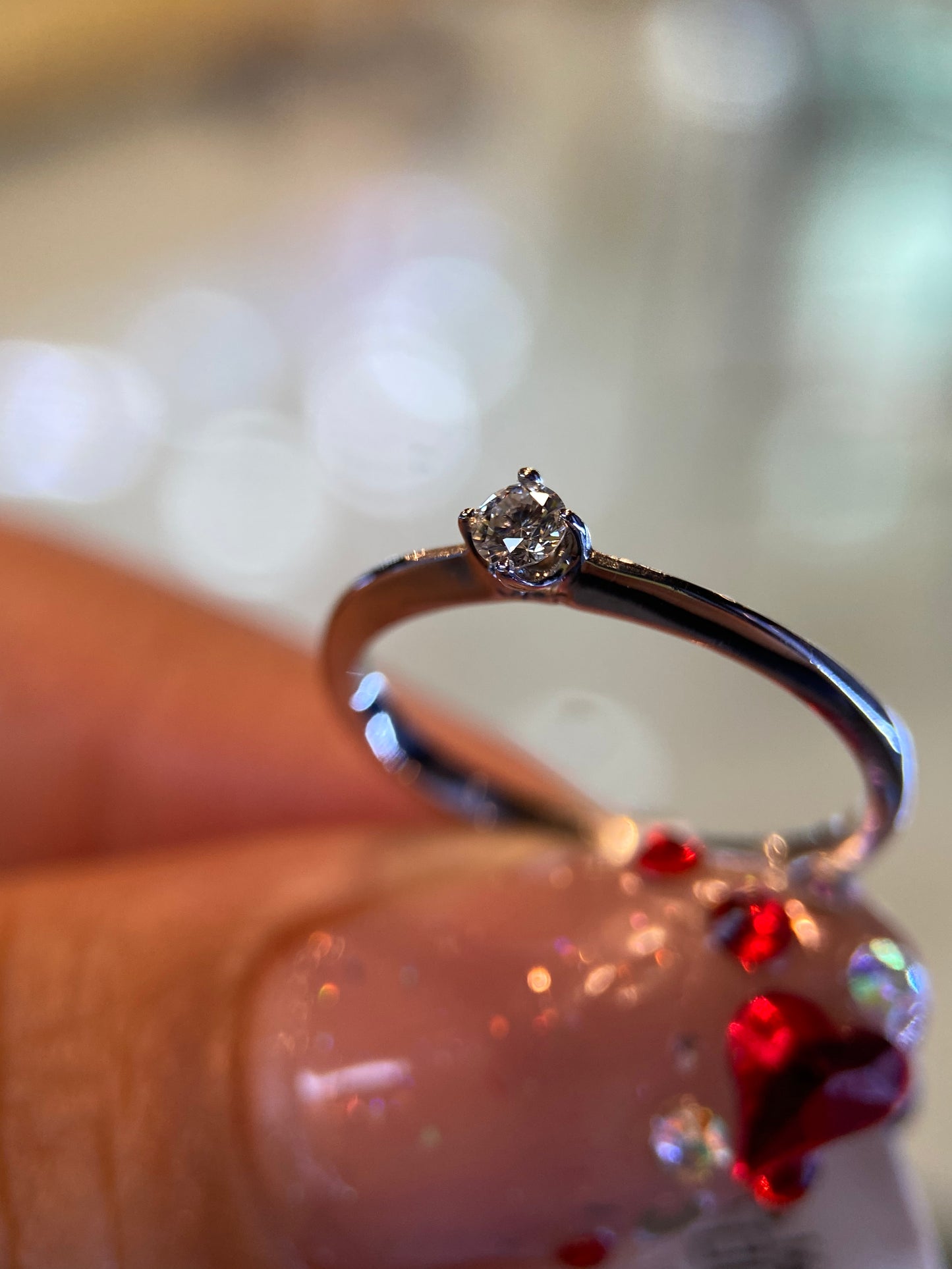 Anillo en Oro Blanco de 14k con Diamante Natural .10cts Mod: OF1739