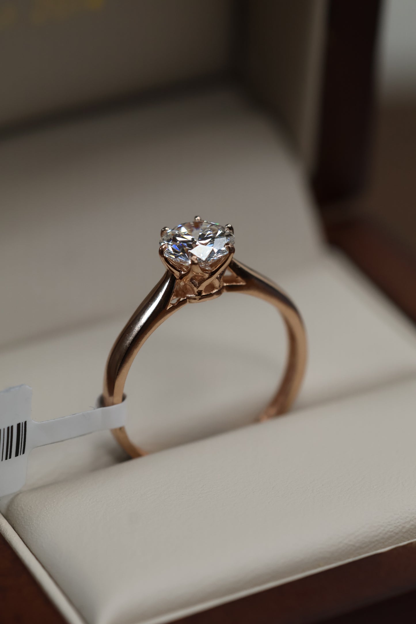 Anillo en Oro Rosa 14k con Moissanita 1.0ct Mod.15900