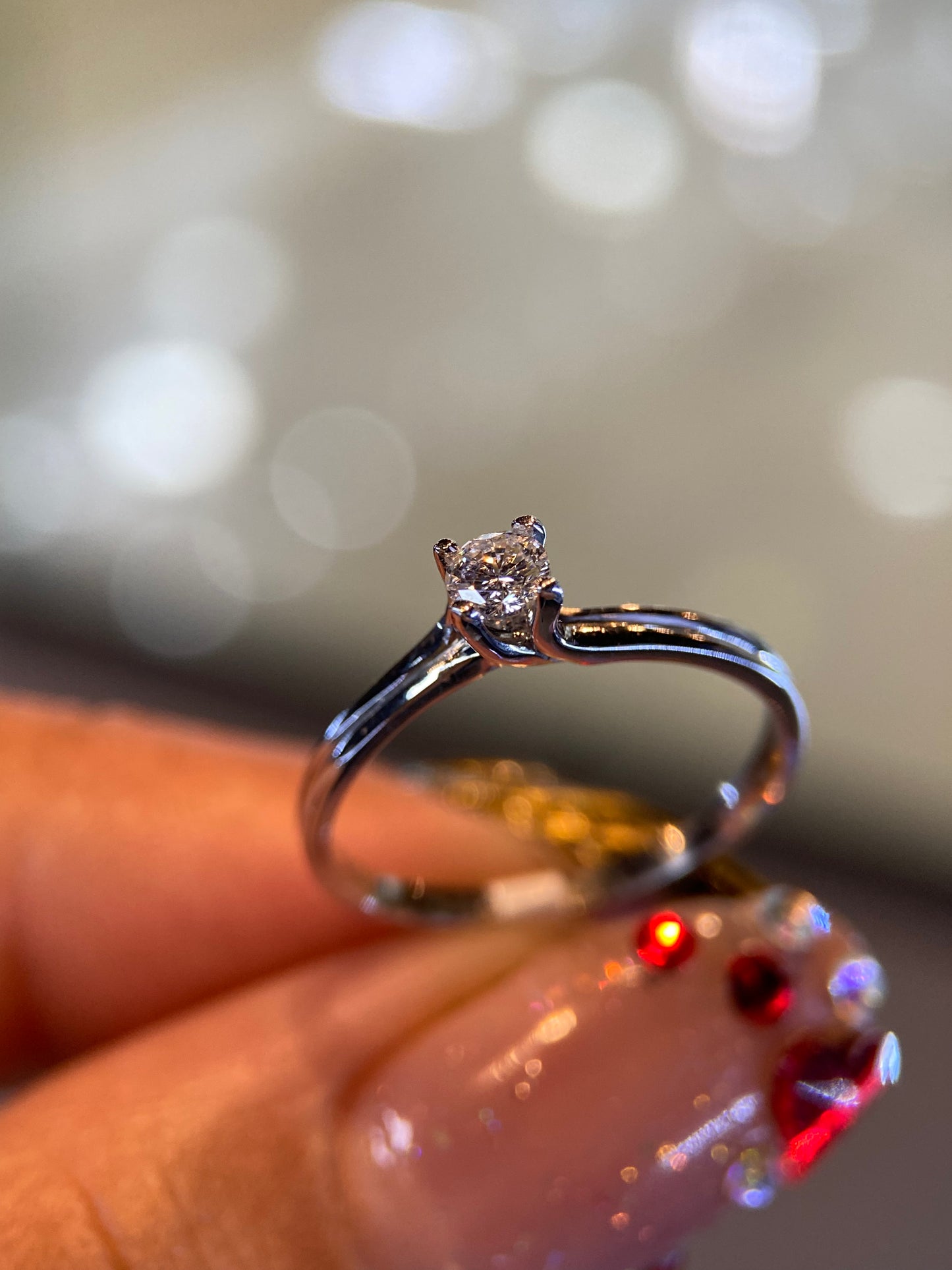 Anillo en Oro Blanco de 14k con Diamante Natural .18cts Mod: OF1992