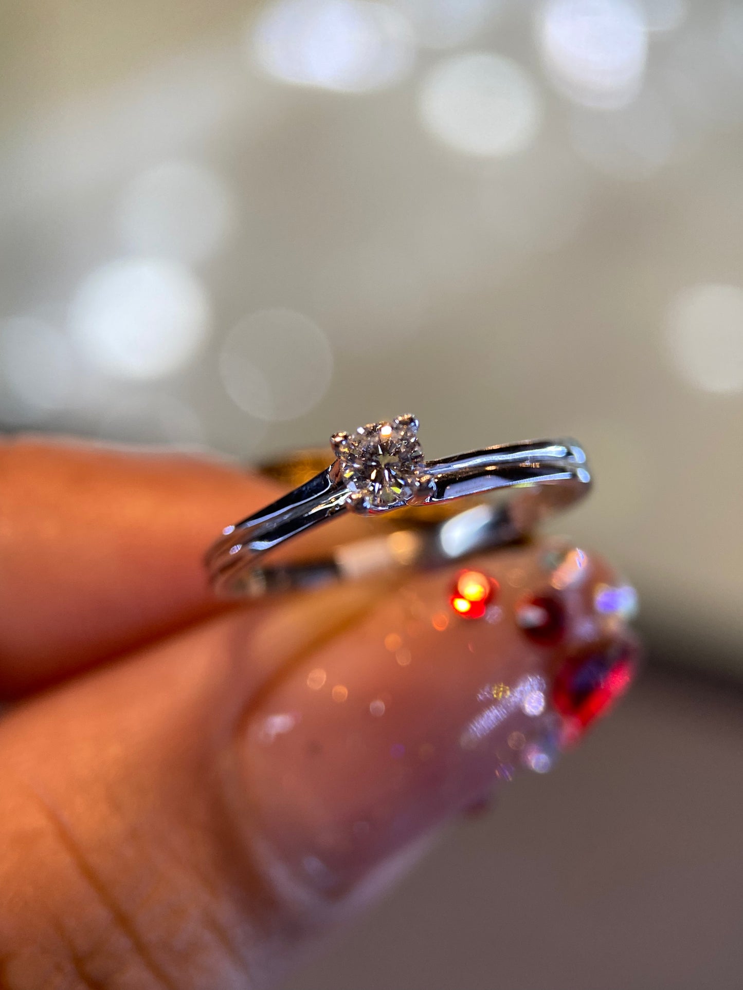 Anillo en Oro Blanco de 14k con Diamante Natural .18cts Mod: OF1992