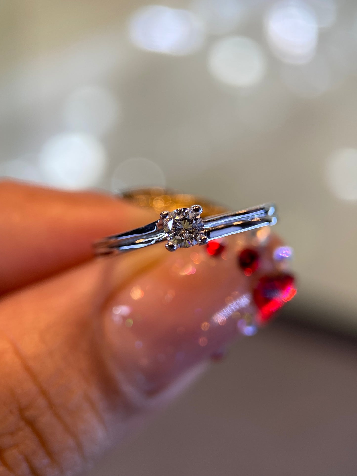 Anillo en Oro Blanco de 14k con Diamante Natural .18cts Mod: OF1992