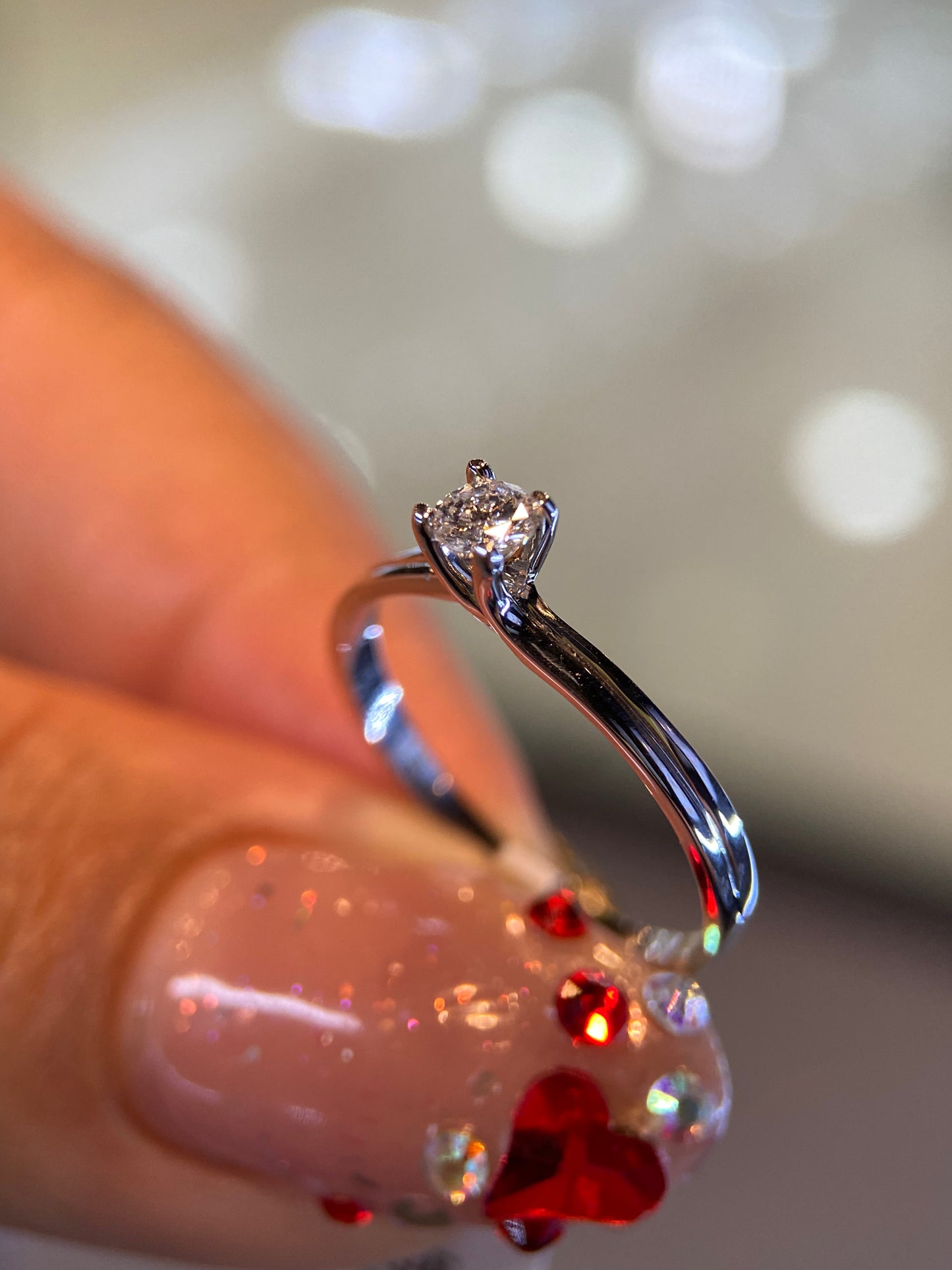 Anillo en Oro Blanco de 14k con Diamante Natural .18cts Mod: OF1992