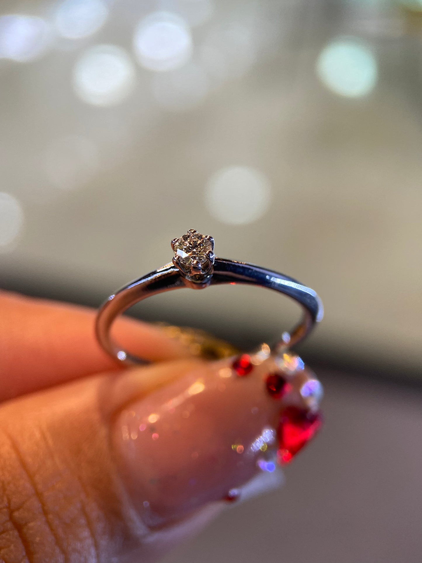 Anillo en Oro Blanco de 14k con Diamante Natural .15cts Mod: OF1179