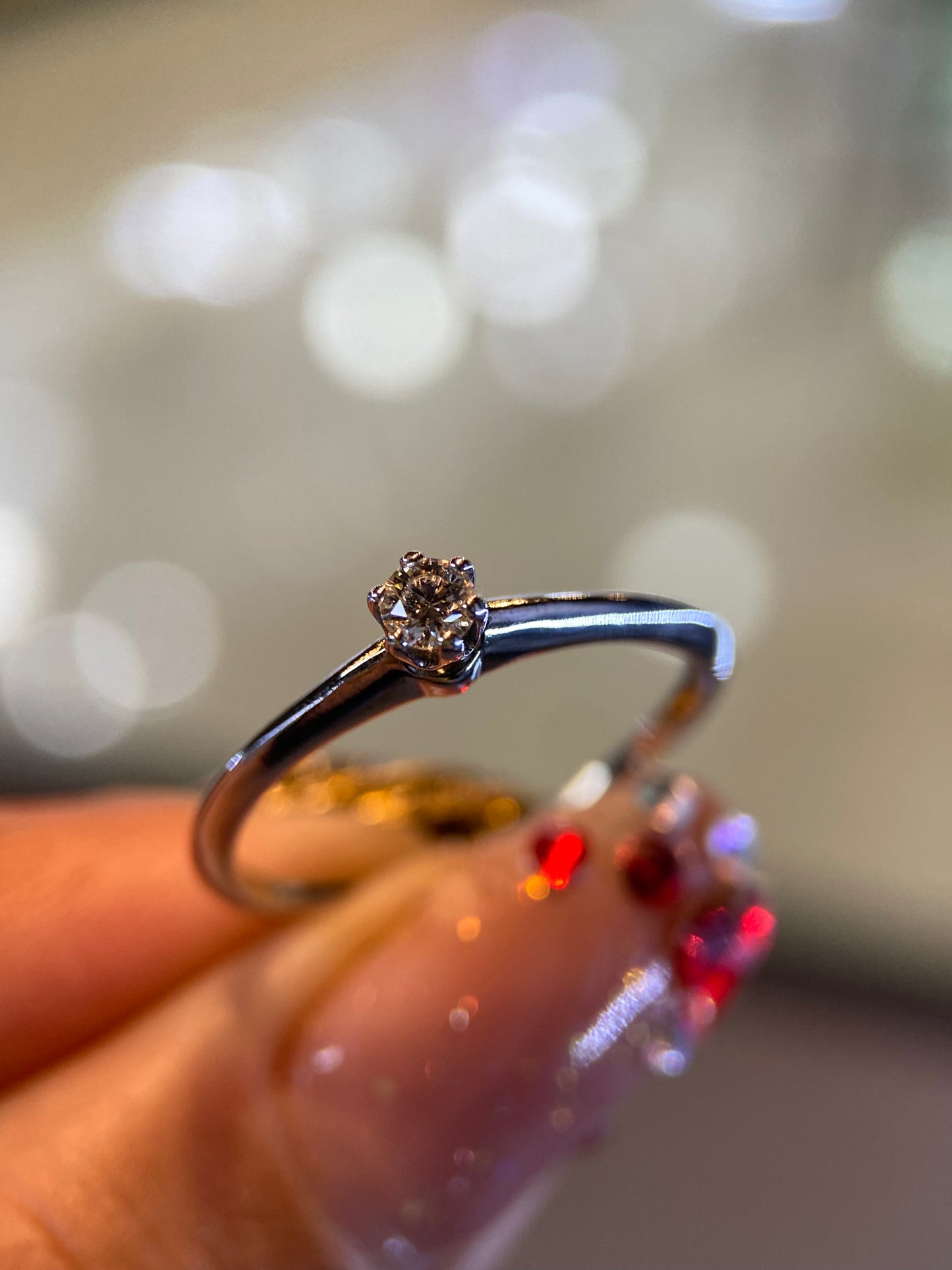 Anillo en Oro Blanco de 14k con Diamante Natural .15cts Mod: OF1179