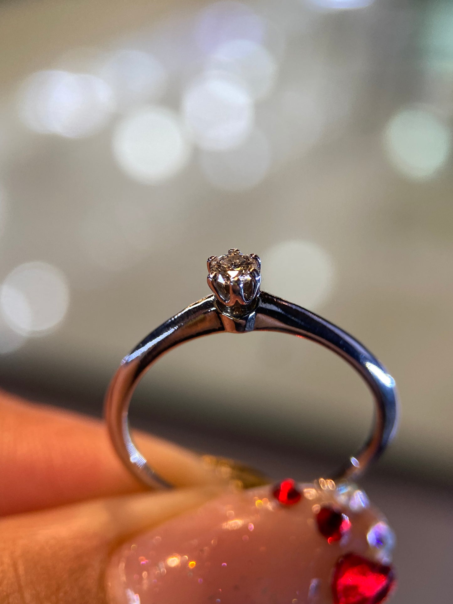 Anillo en Oro Blanco de 14k con Diamante Natural .15cts Mod: OF1179