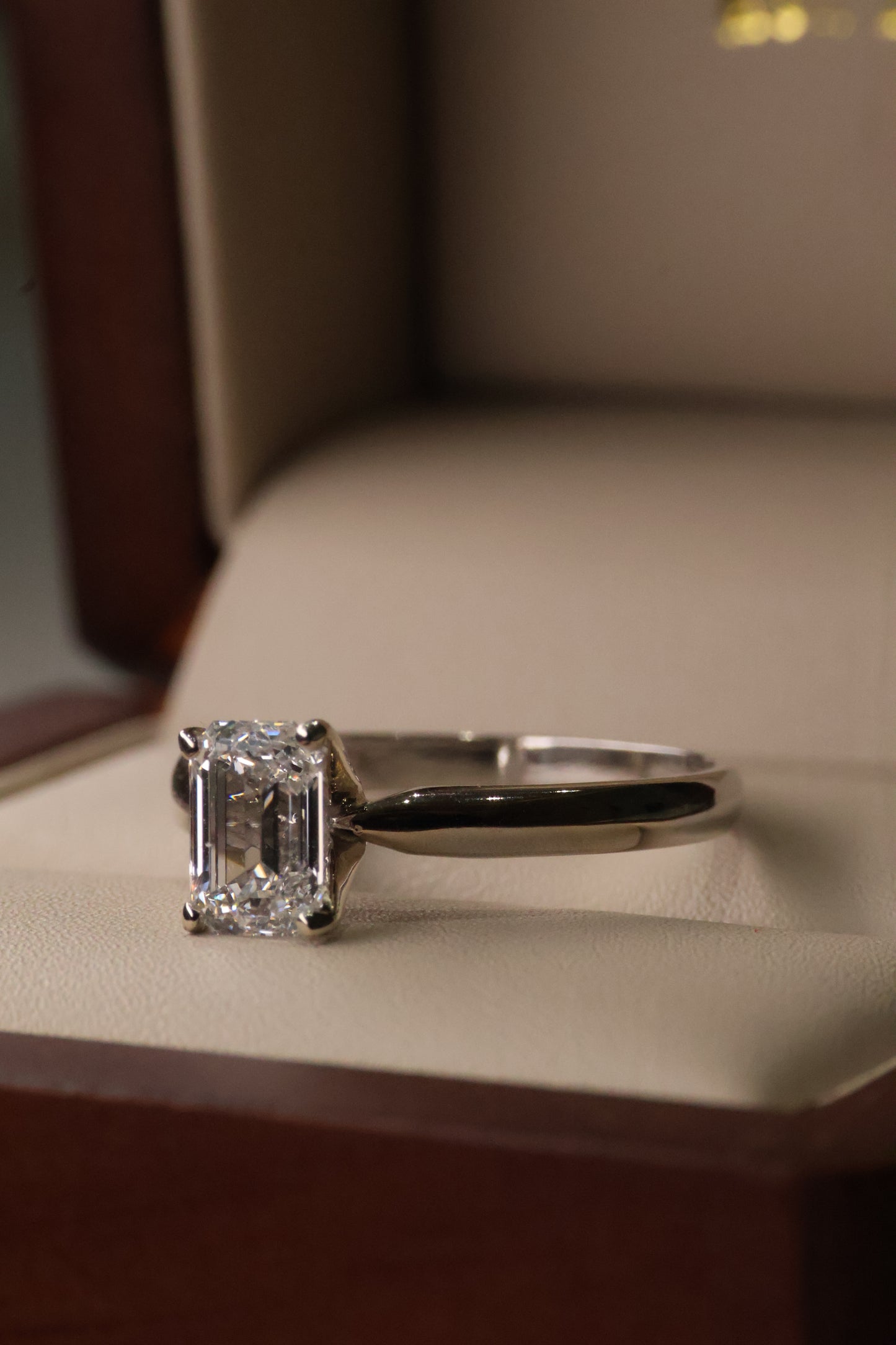 Anillo Aria solitario en Oro Blanco 14k con Diamante Laboratorio 1.03ct Mod.15898