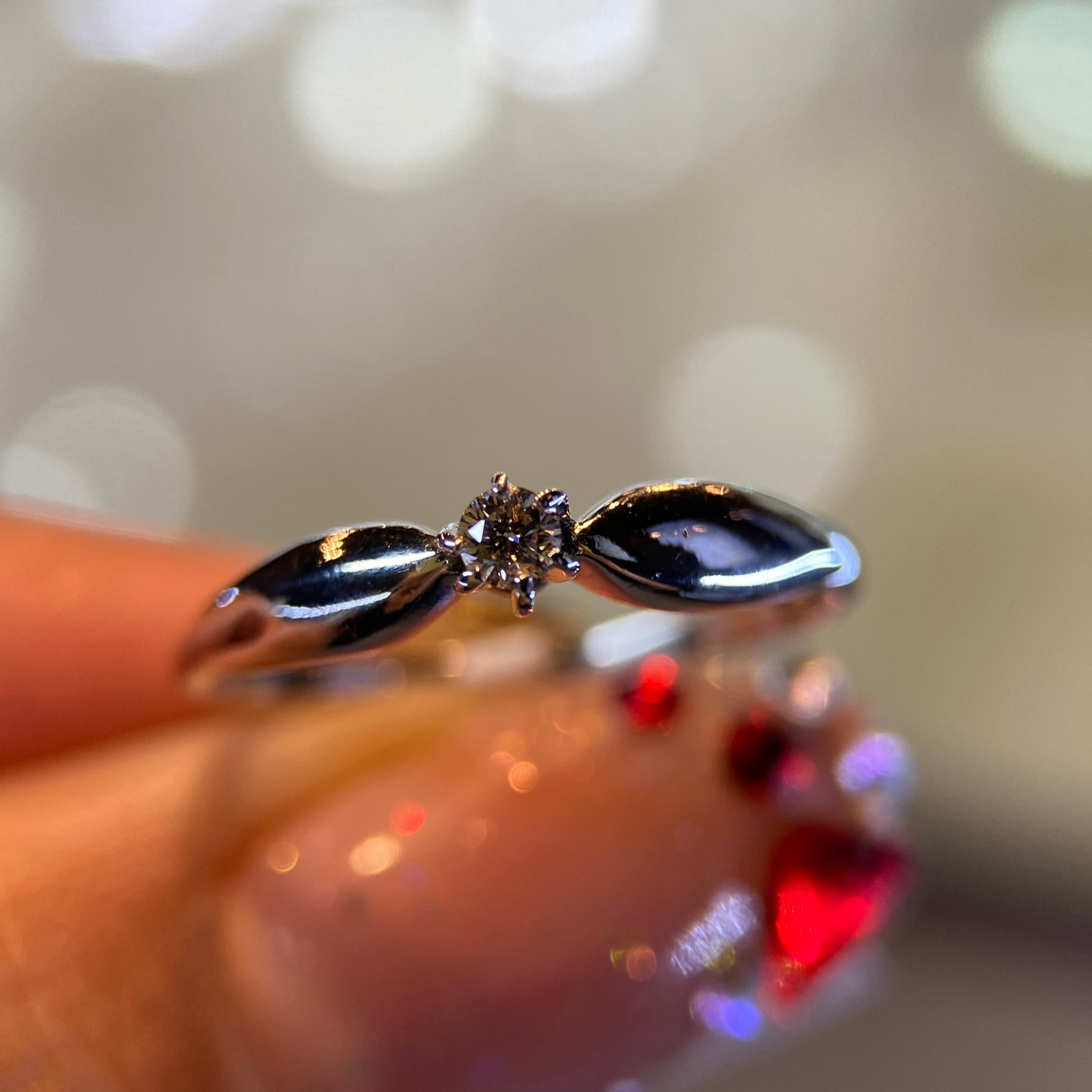 Anillo en Oro Blanco de 14k con Diamante Natural .08cts Mod: OF1763