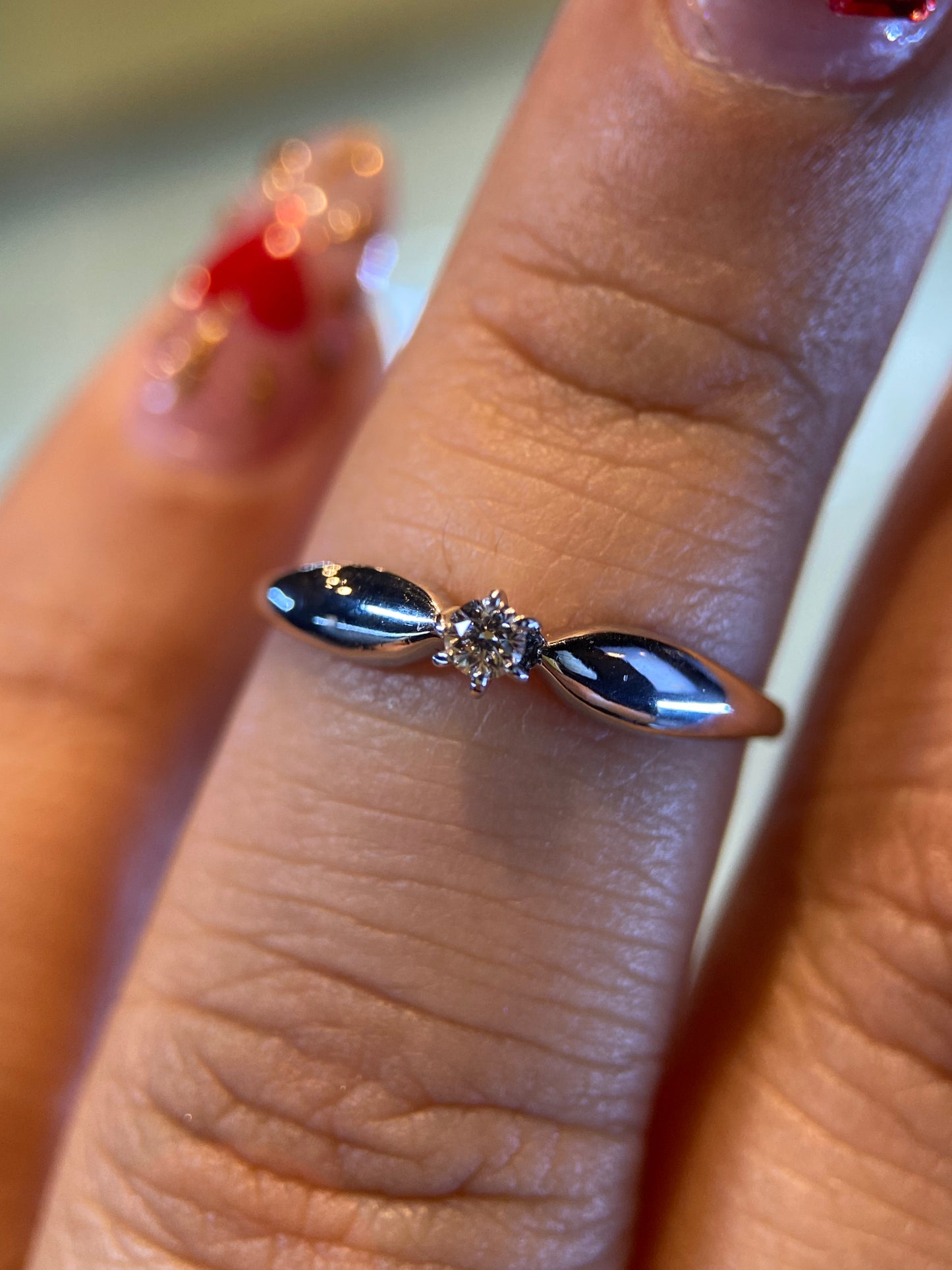 Anillo en Oro Blanco de 14k con Diamante Natural .08cts Mod: OF1763
