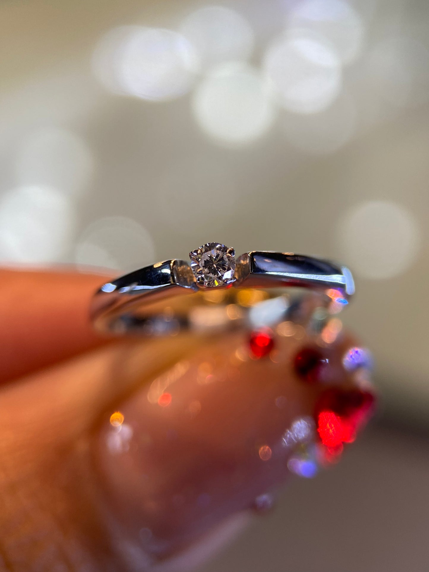 Anillo en Oro Blanco de 14k con Diamante Natural .15cts Mod: OF1890