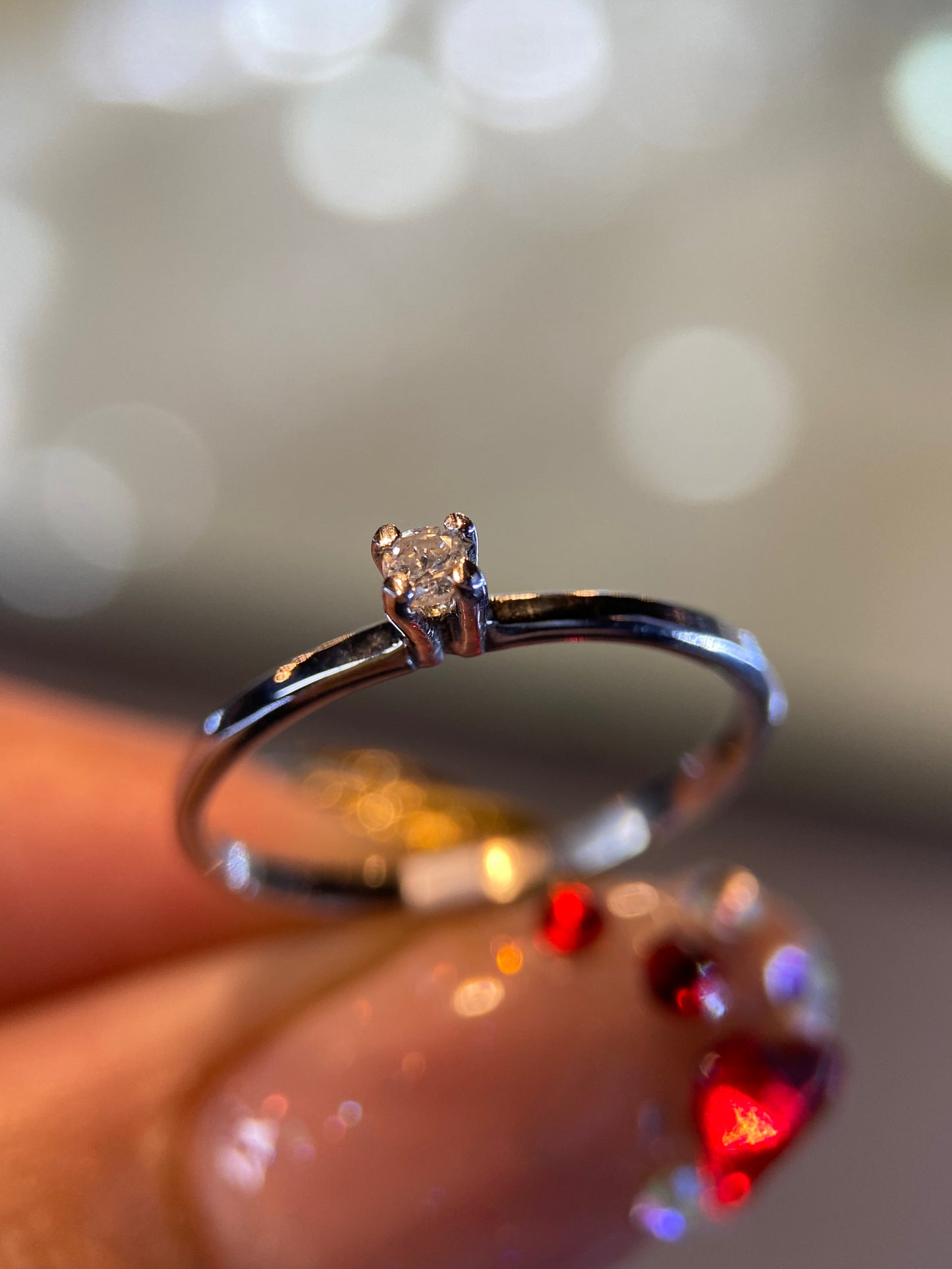 Anillo en Oro Blanco de 14k con Diamante Natural .06cts Mod: OF2146
