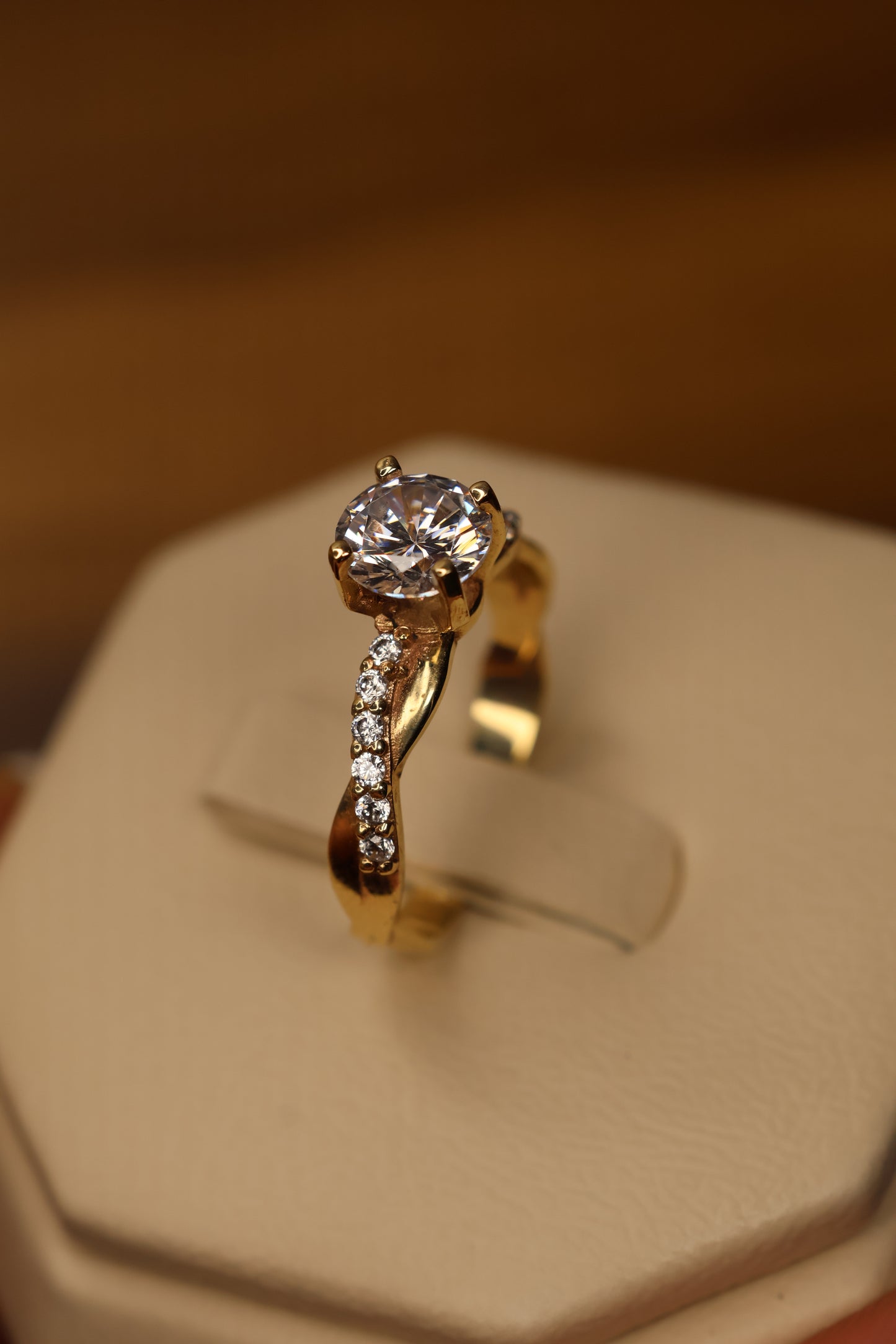 Anillo Charlize en Oro 1.00 ct