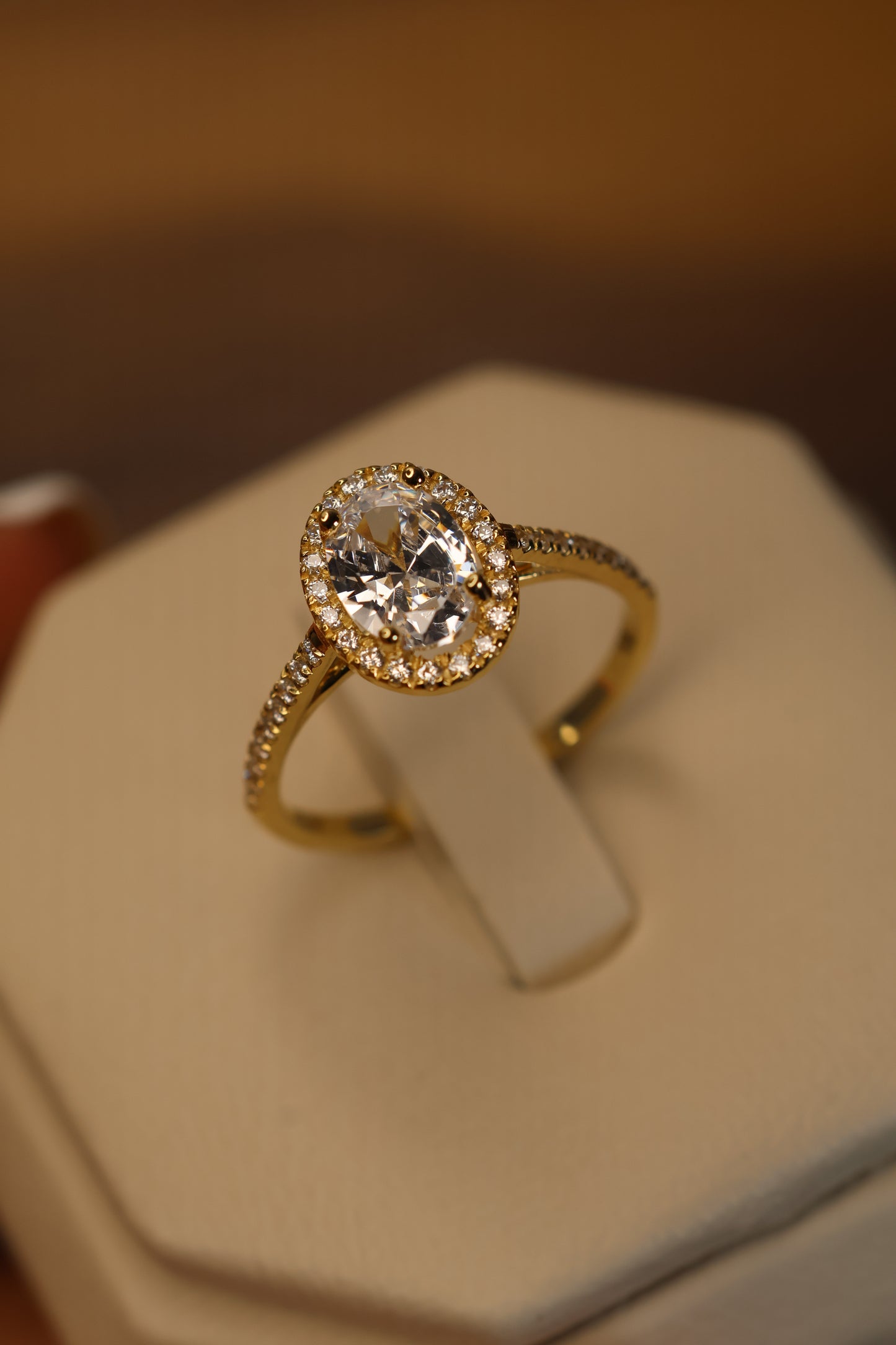 Anillo en Oro Amarillo 14k con Circonia Mod.15897