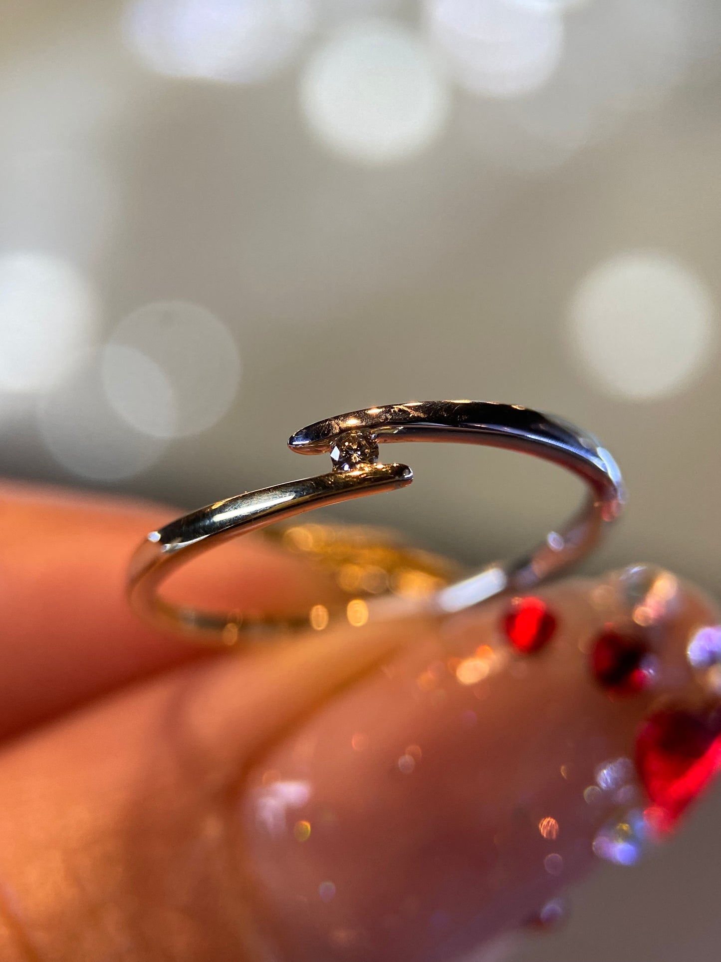 Anillo en Oro Amarillo - Blanco de 14k con Diamante Natural .03cts Mod: OF2065