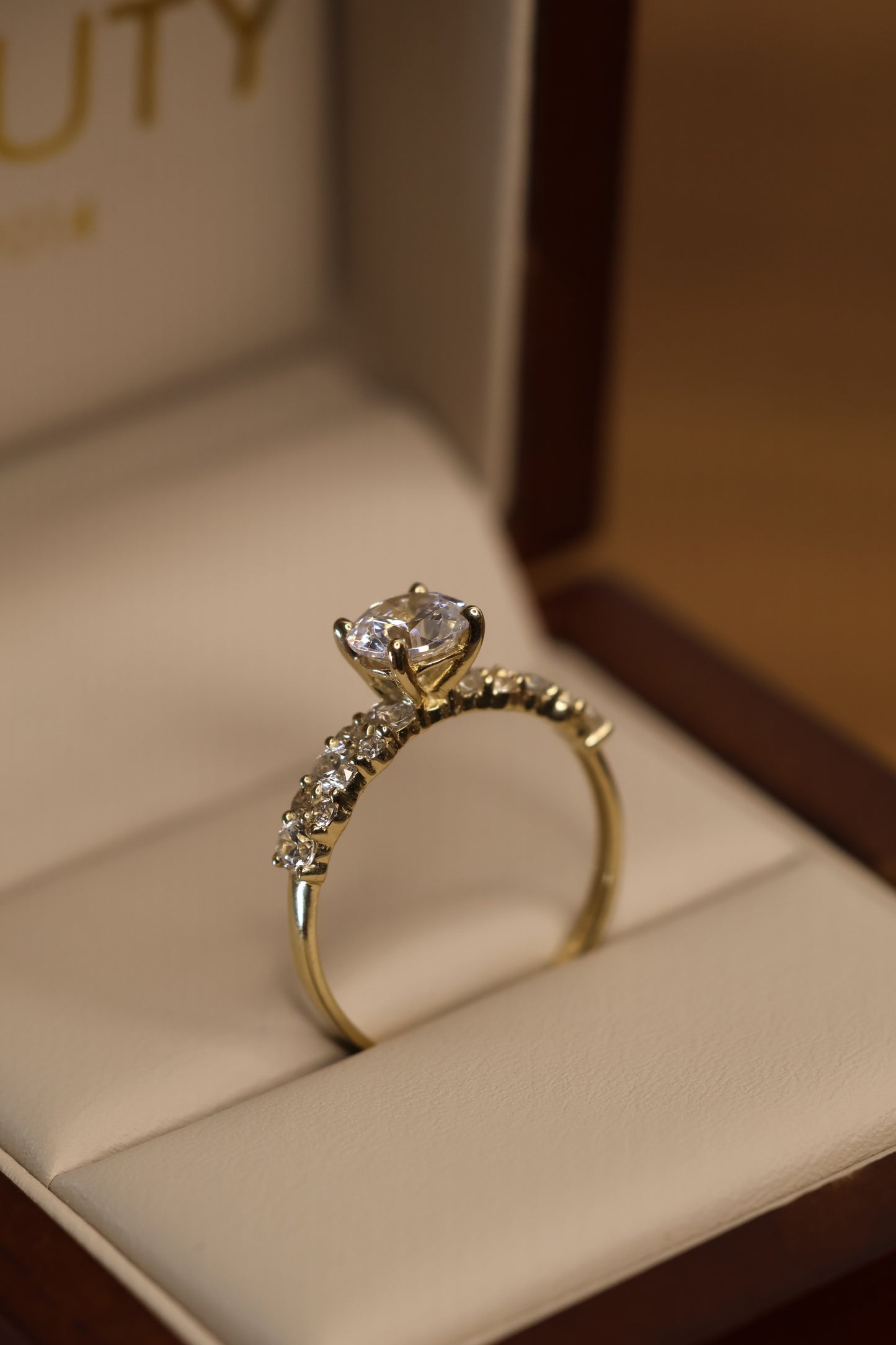 Anillo Danna en Oro 1.00 ct