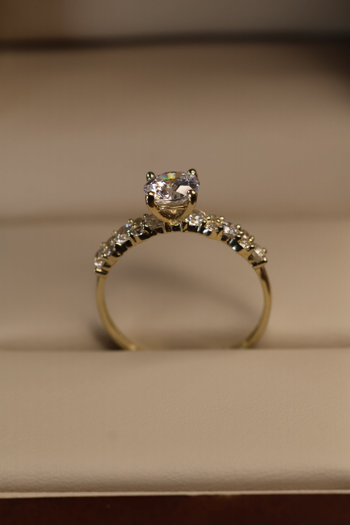 Anillo Danna en Oro 1.00 ct