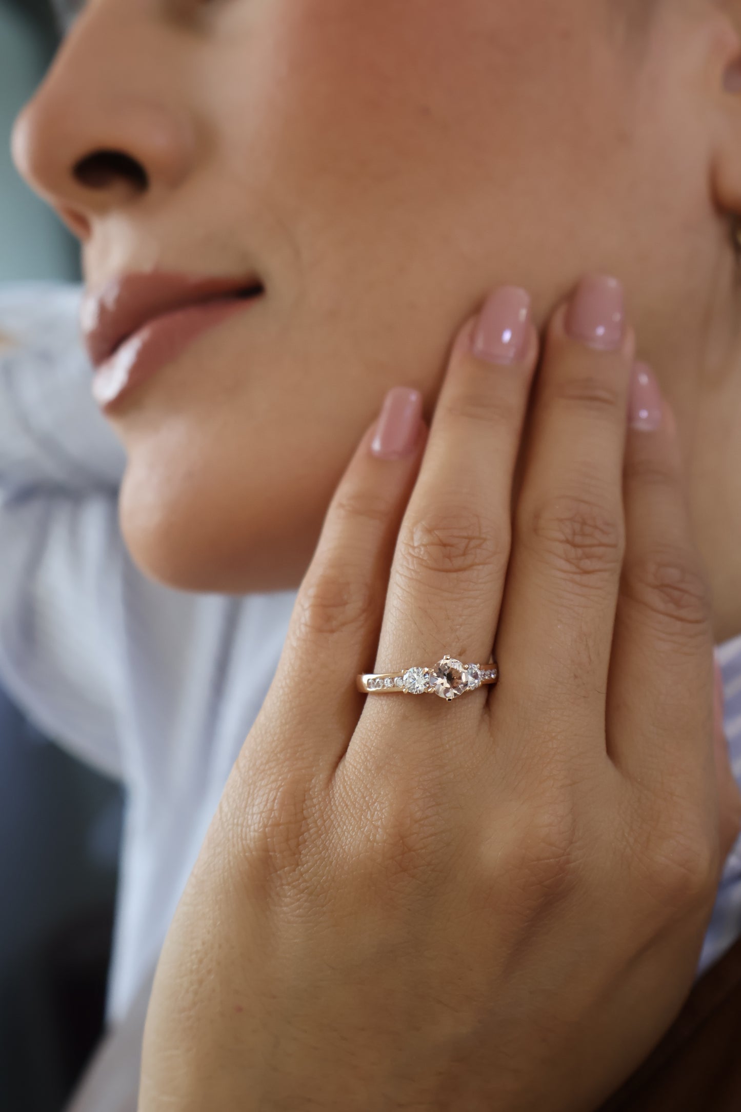 Anillo Xiomara en Oro 14k con Morganita 0.59 ct
