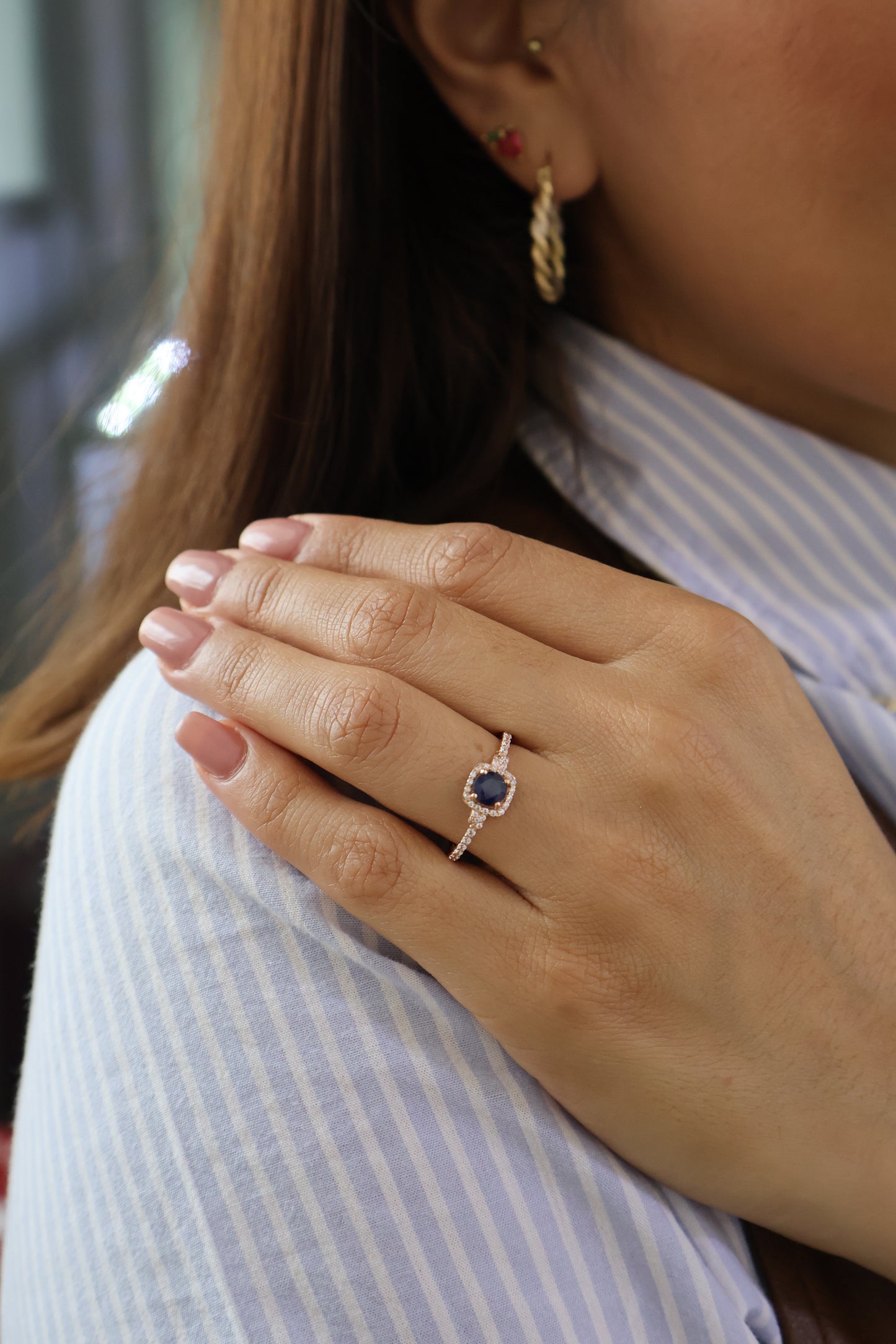 Anillo Margot en Oro 14k con Zafiro 0.52 ct