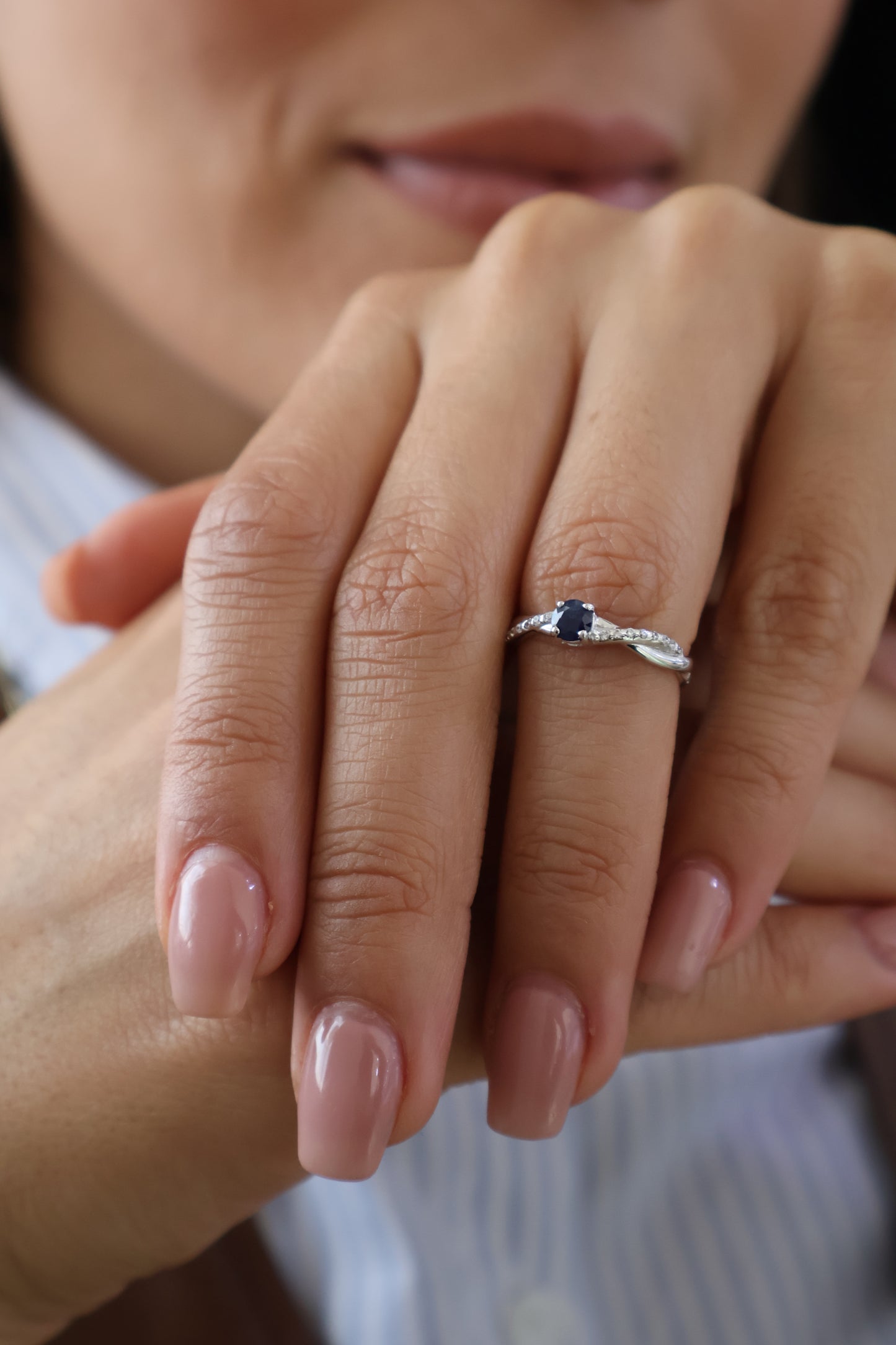 Anillo Luisa en Oro 14k con Zafiro 0.25 ct