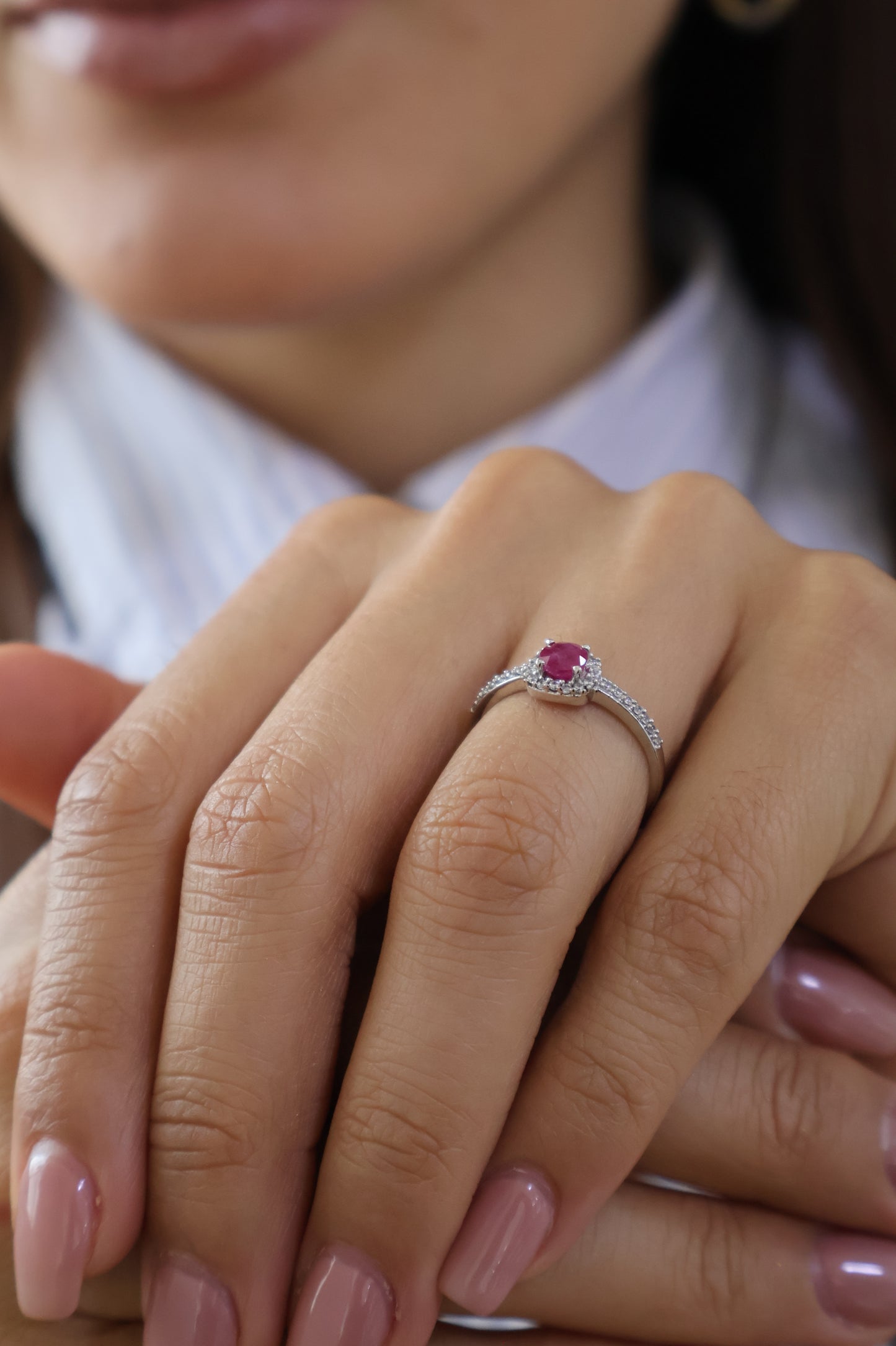 Anillo Allison en Oro 10k con Rubi Natural 0.35 ct