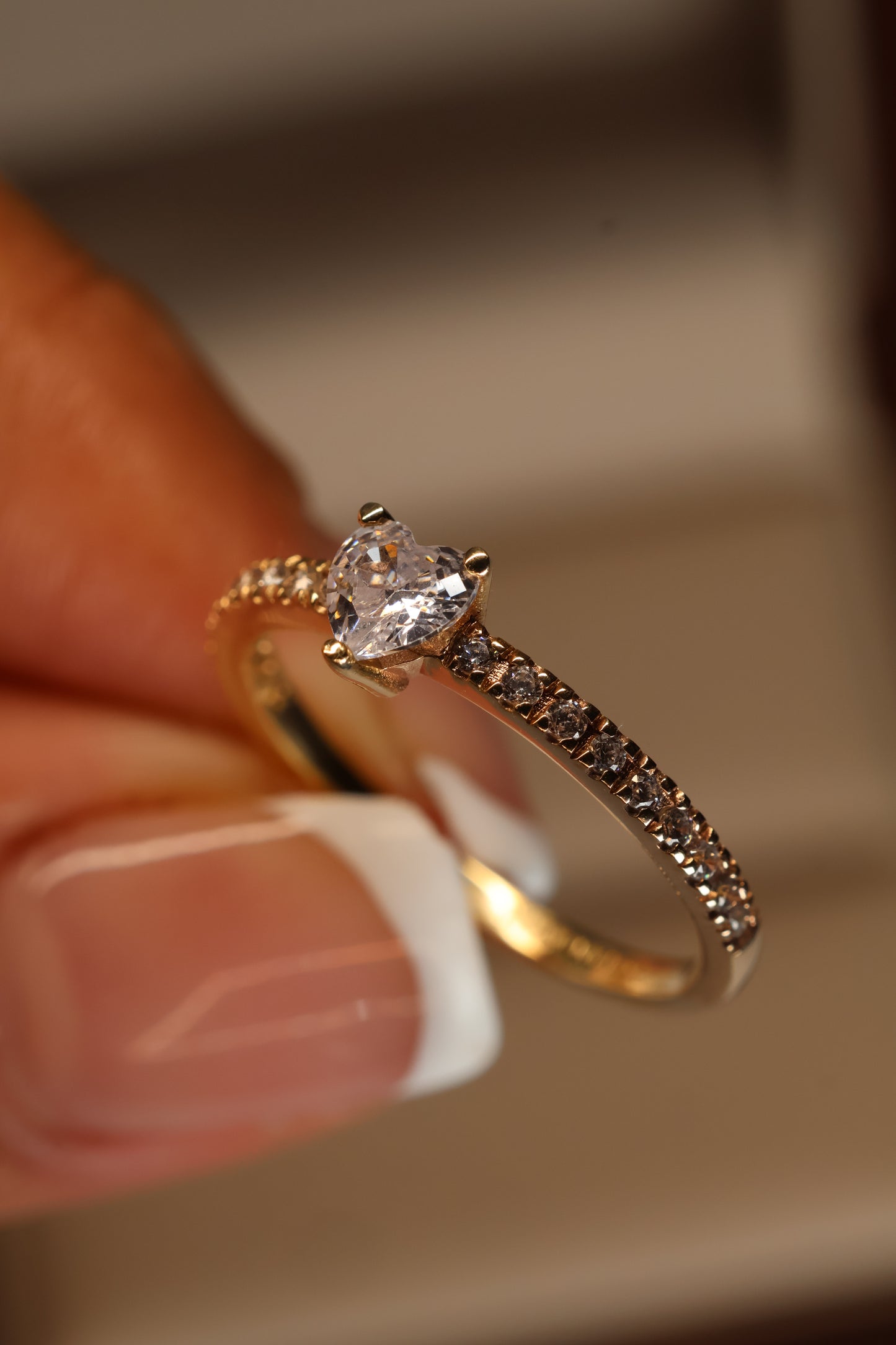 Anillo Amoret en oro amarillo 10k