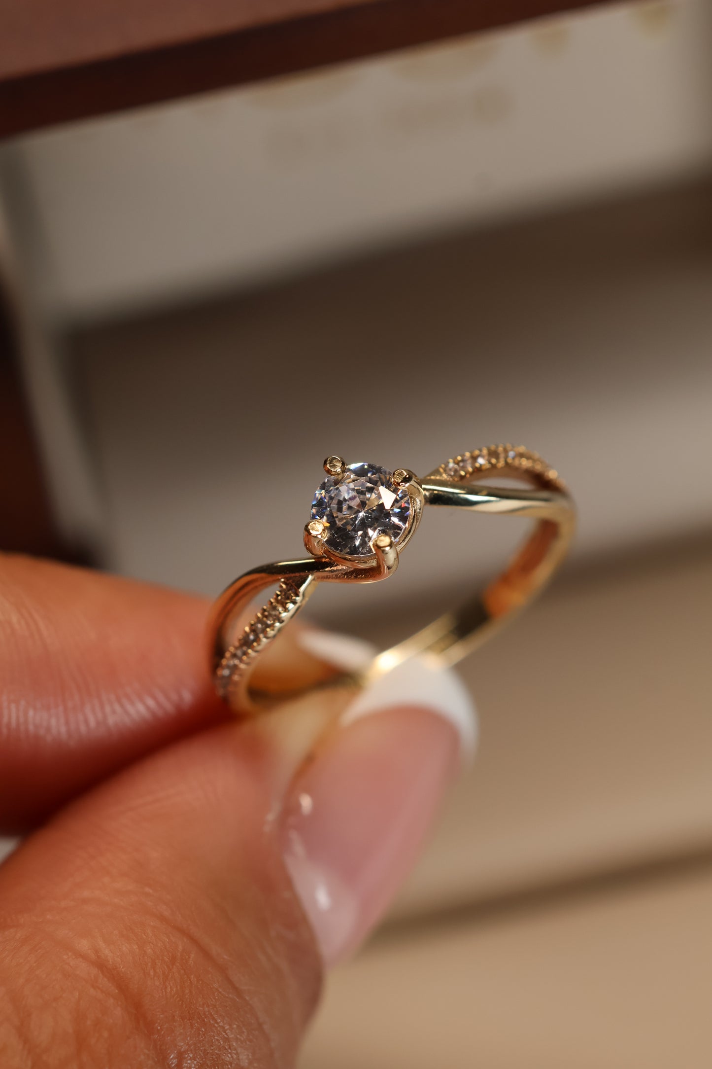 Anillo Ethernel en oro amarillo 10k